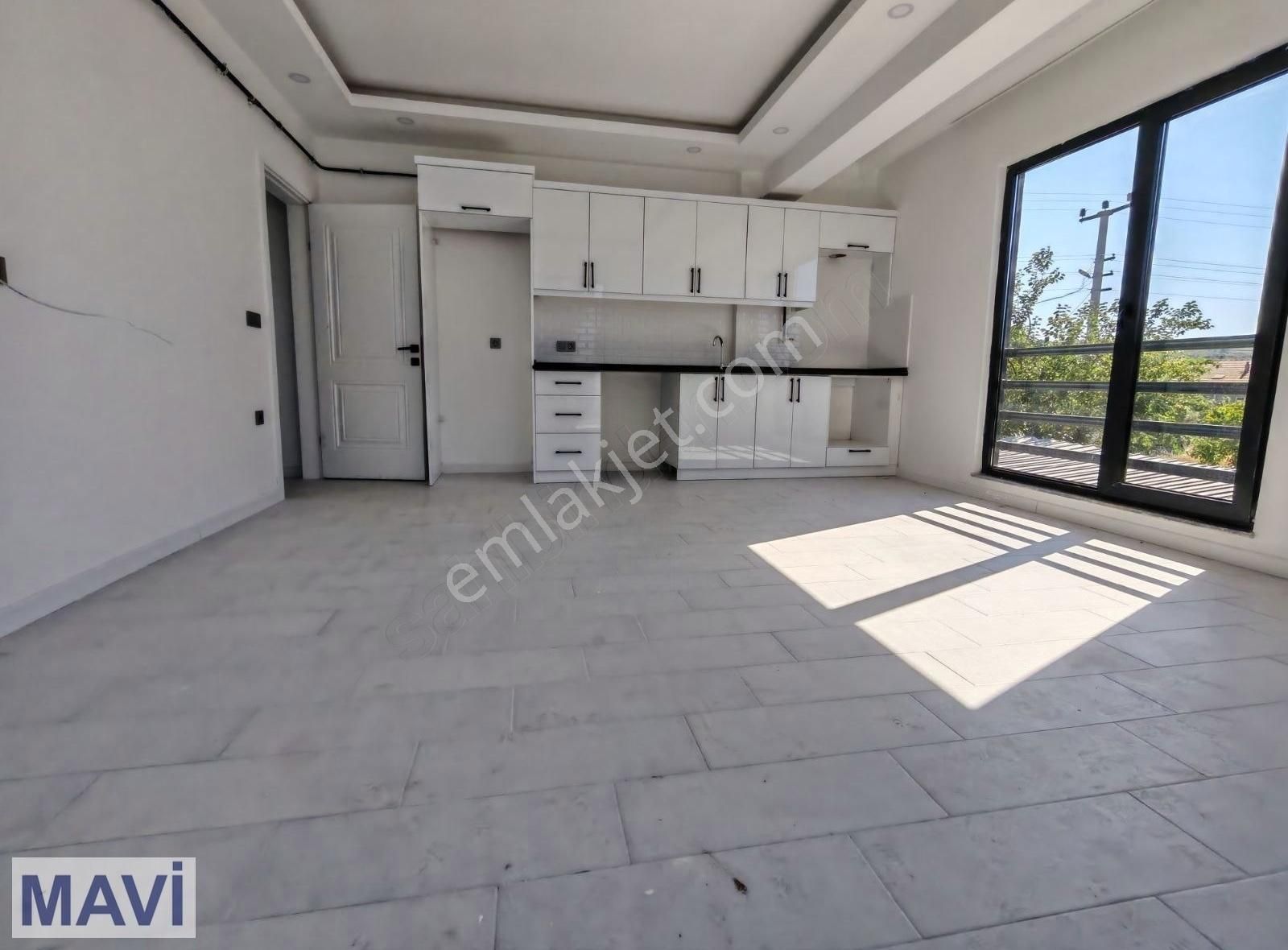 Karasu'da Havuzlu Sitede Kaliteli, Şık Tasarım, Remax Mavi - Görsel 24
