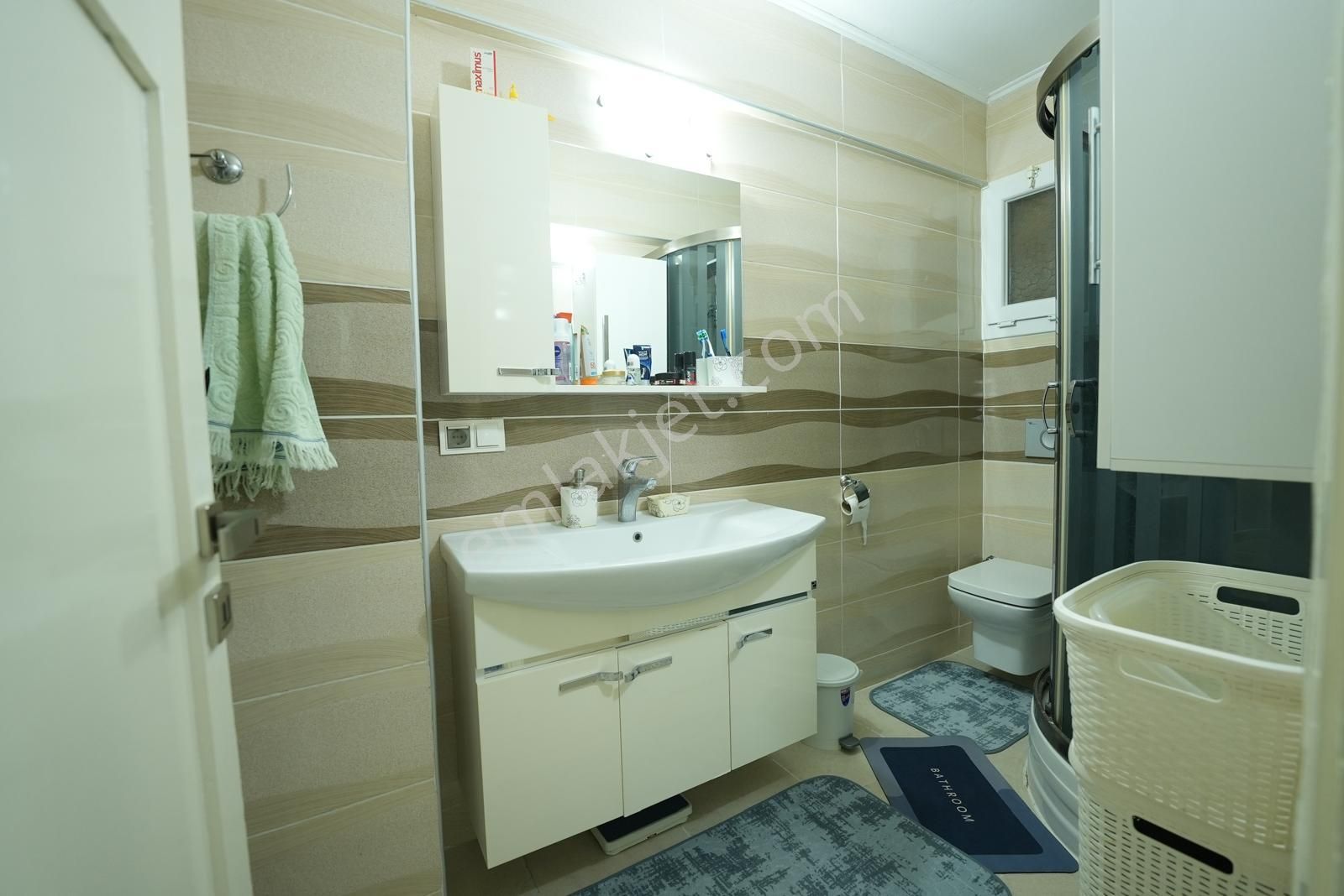 Amerikan Koleji Tramvaya Denize Yakın Bakımlı - Görsel 7