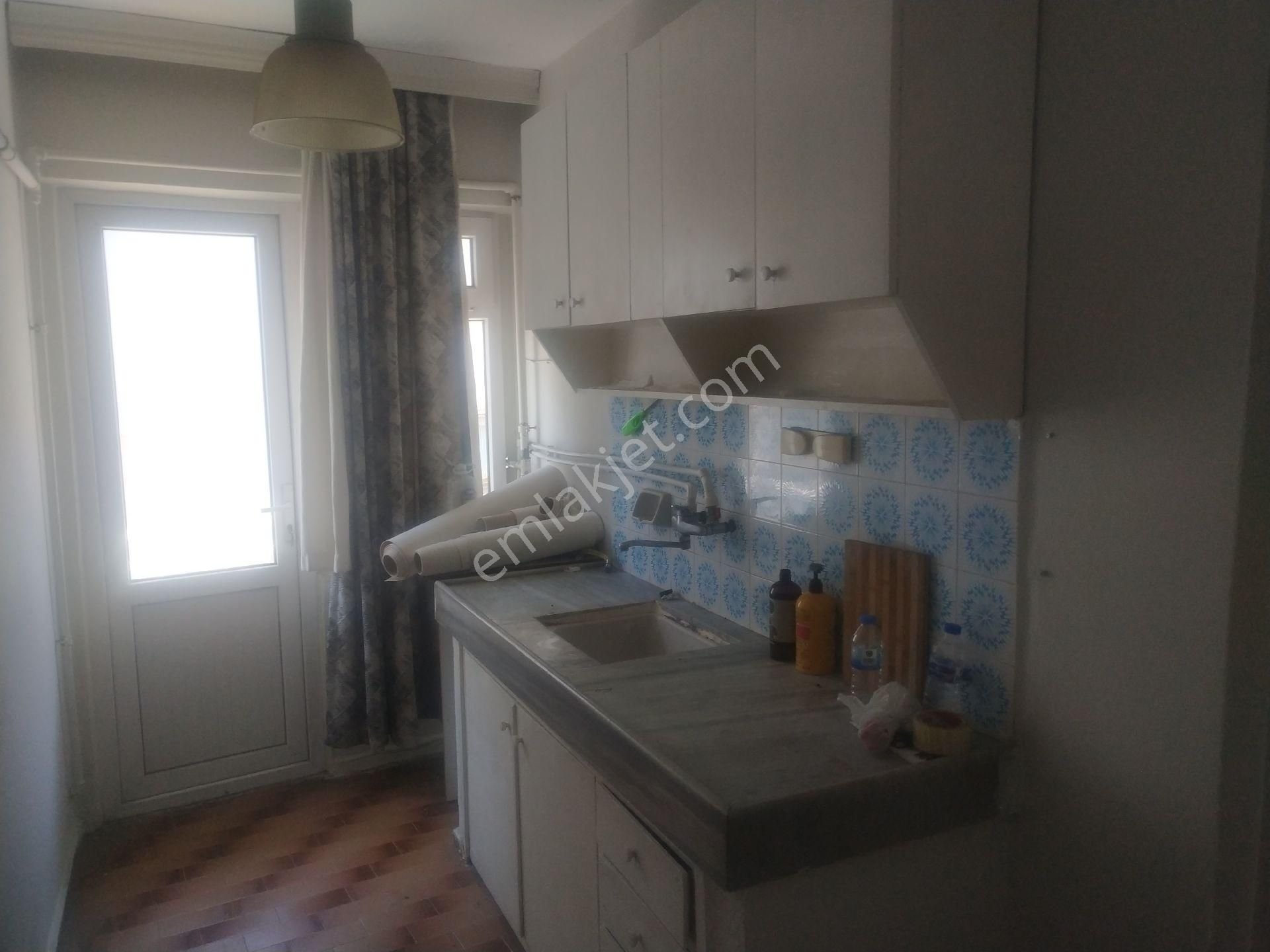 Darmstad Cadde Üzeri 2+1.90m.4.kat.doğalgaz Sobalı Daire - Görsel 7