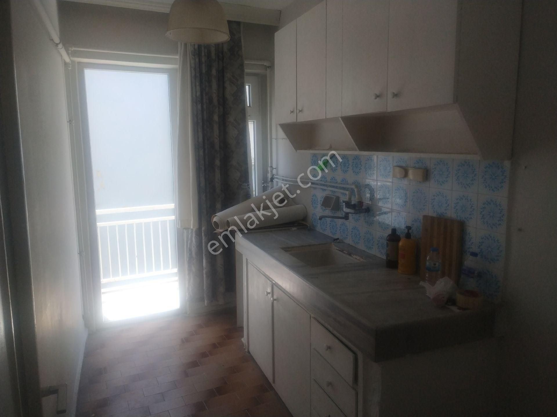 Darmstad Cadde Üzeri 2+1.90m.4.kat.doğalgaz Sobalı Daire - Görsel 9