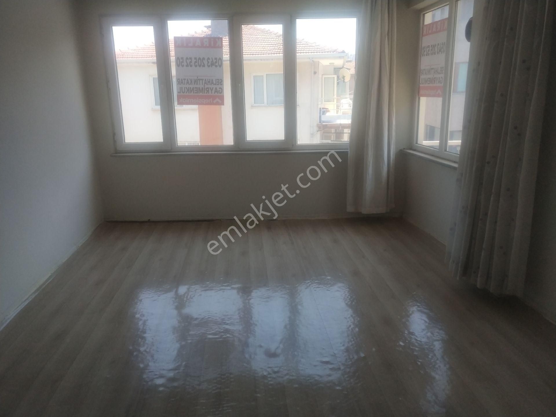 Darmstad Cadde Üzeri 2+1.90m.4.kat.doğalgaz Sobalı Daire - Görsel 5