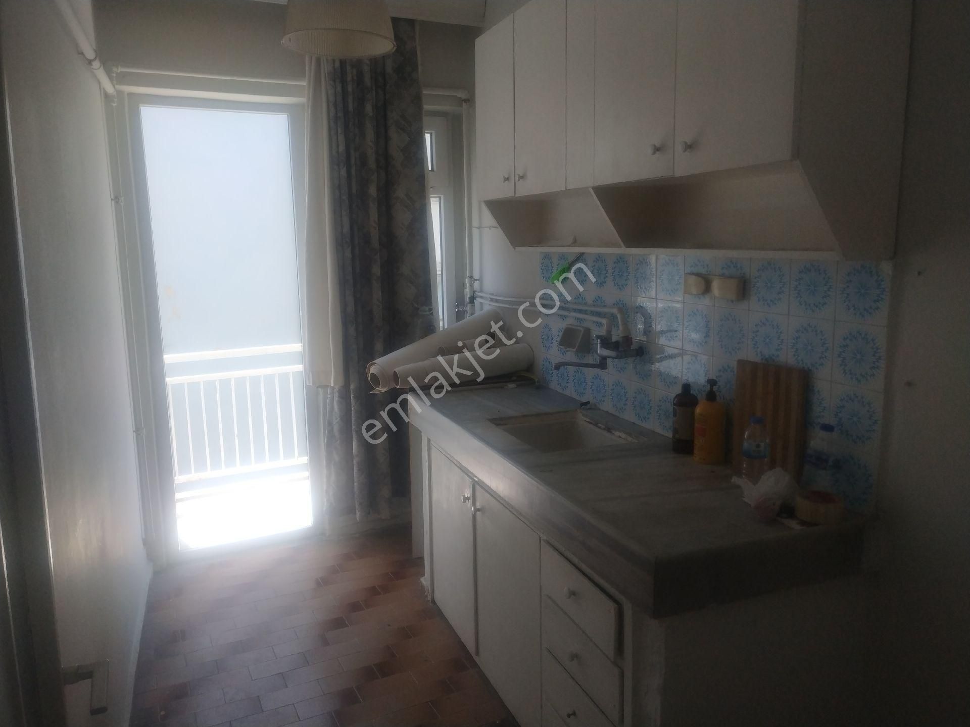 Darmstad Cadde Üzeri 2+1.90m.4.kat.doğalgaz Sobalı Daire - Görsel 8