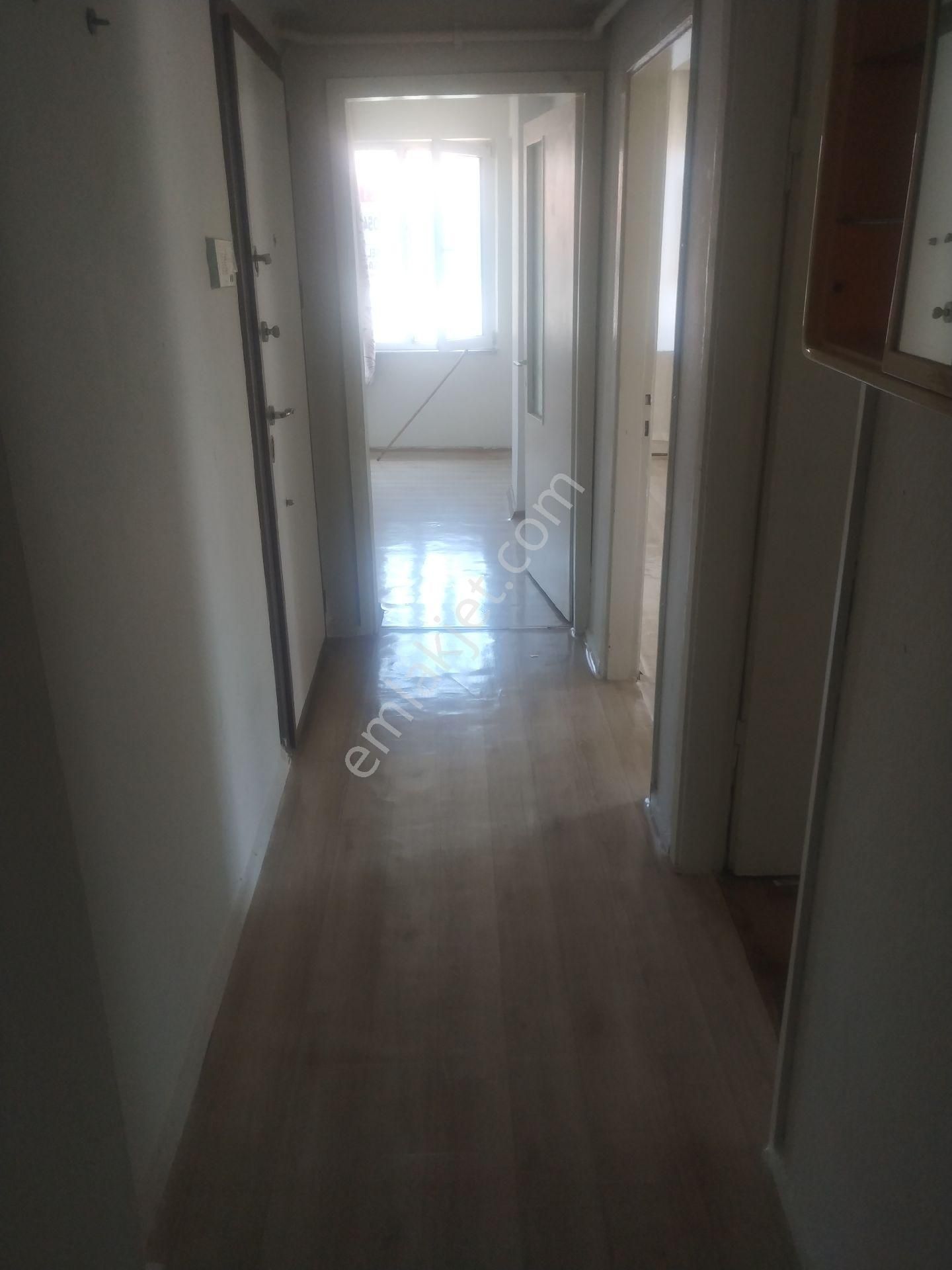 Darmstad Cadde Üzeri 2+1.90m.4.kat.doğalgaz Sobalı Daire - Görsel 2