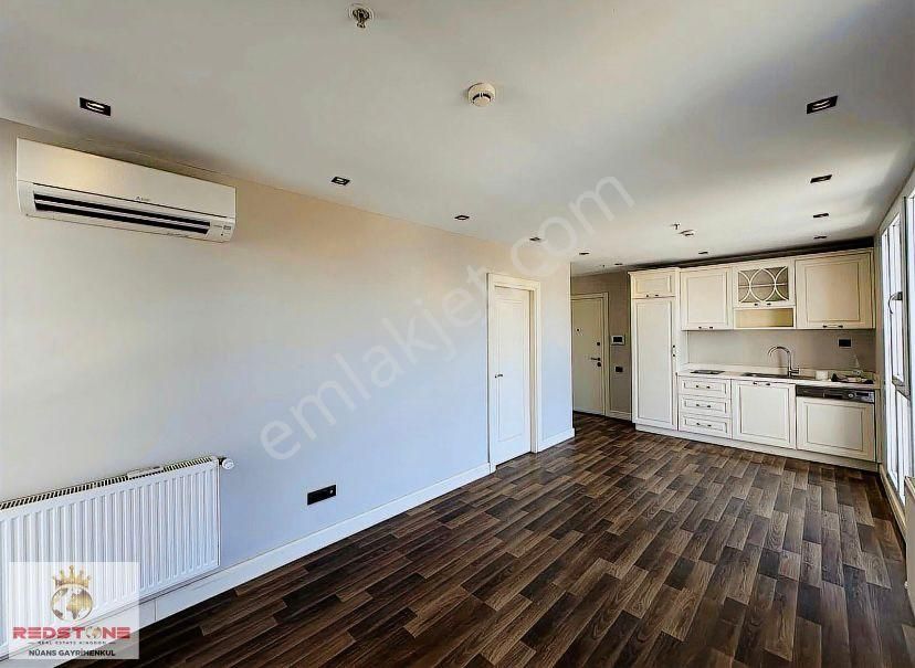 Meydan Halkalı Site Sbz Uni Havaist Büyük Tip 1+1 Kiralık Daire