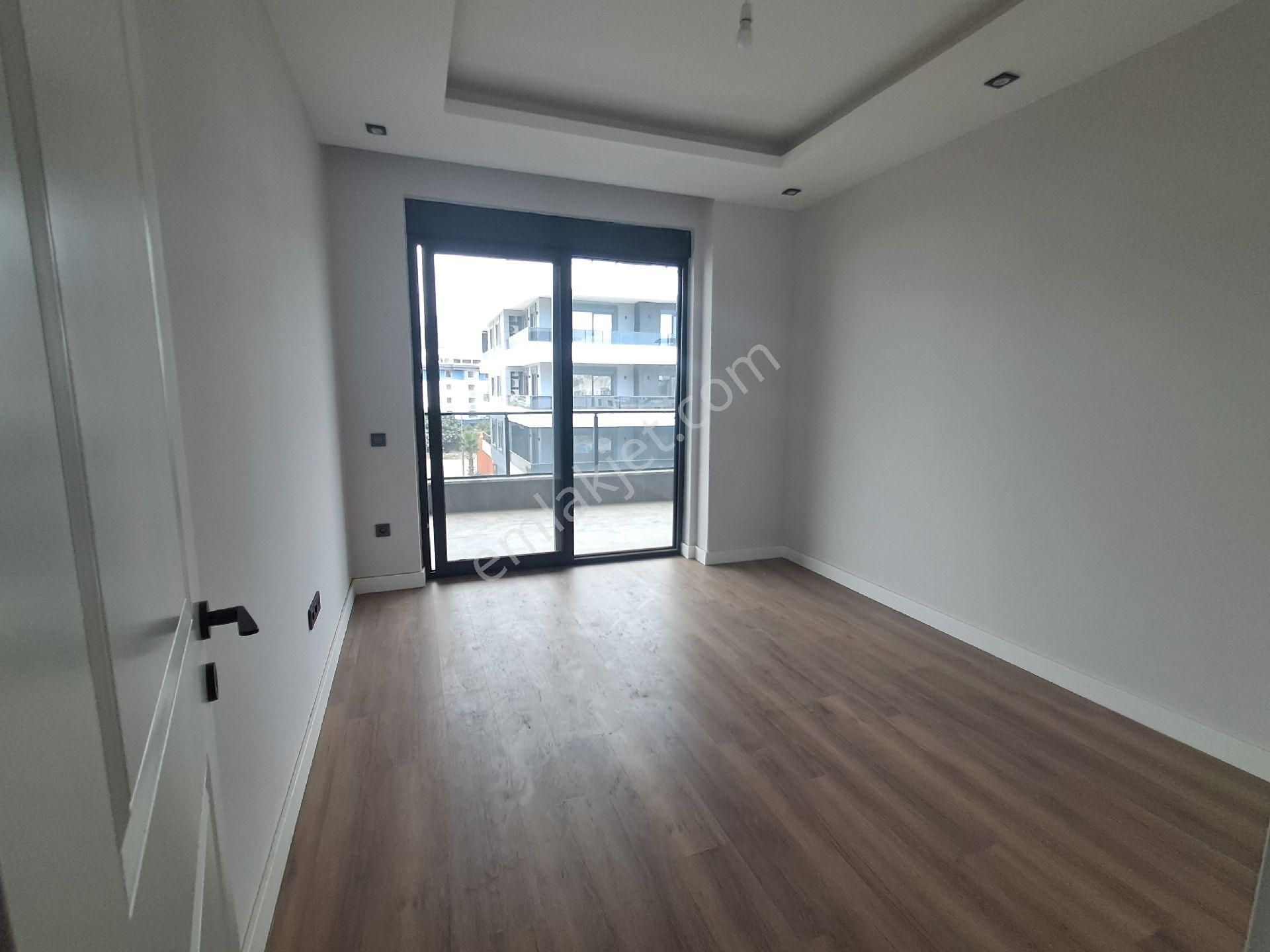 3+1 Satılık Site İçerisinde Ayrı Mutfak Daire - Görsel 19