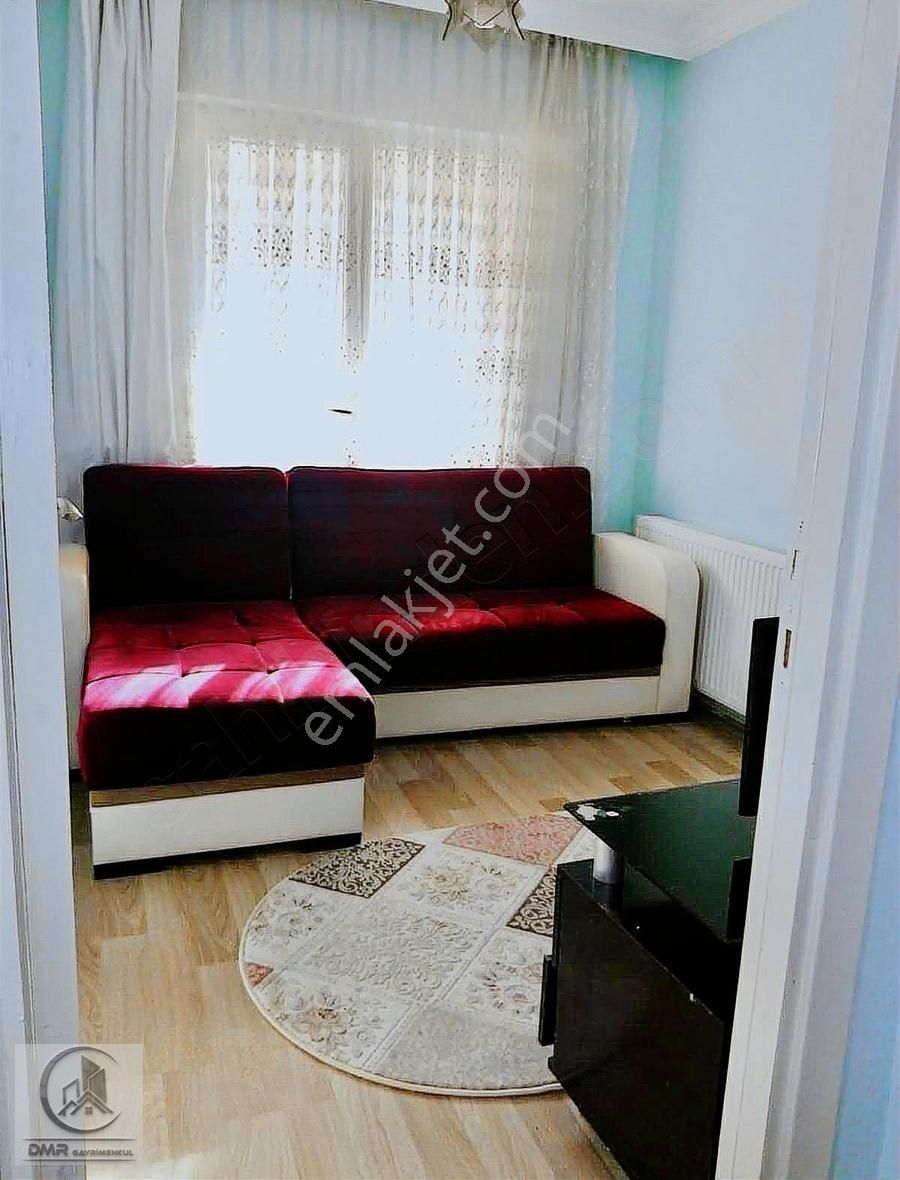 *dmr'den Cadde Manzaralı Ana Cadde Üzeri Satılık 2+1 Daire*