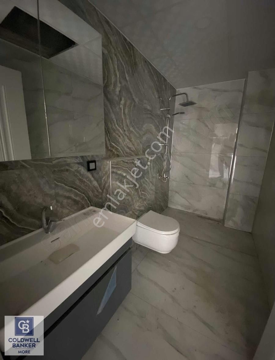 Kıranardı'nda Güzel Konumlu Satılık İkiz Villa