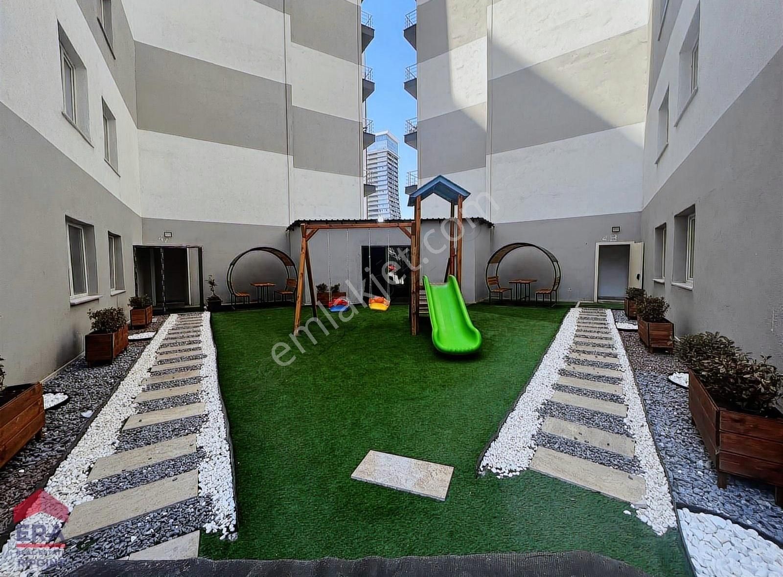Hayat Park 4 De Uygun Fiyata Metrobuse 5 Dk 2+1 Satılık Daire