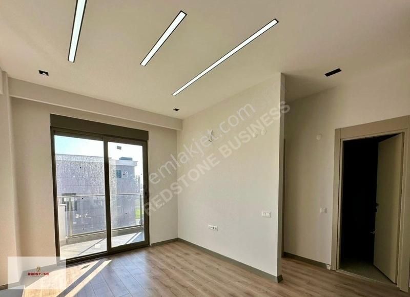 Modern Yaşamın Zirvesinde Altıntaşta En Üst Kat 1+1 Daire - Görsel 16