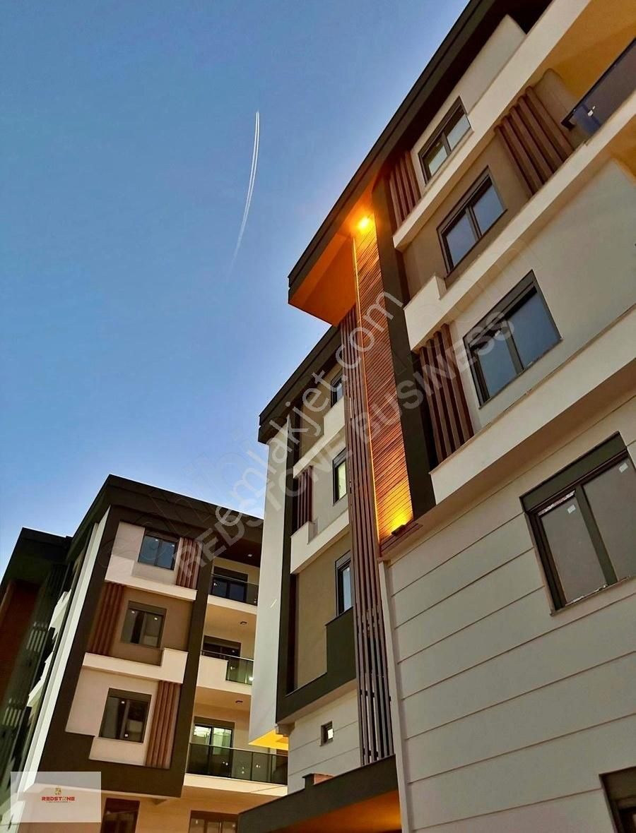 Modern Yaşamın Zirvesinde Altıntaşta En Üst Kat 1+1 Daire - Görsel 15