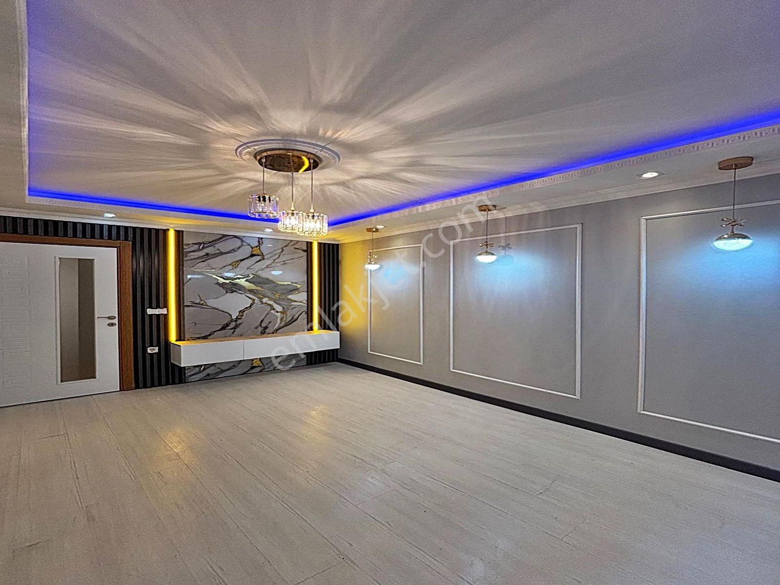 Cadde34 Yapı'dan Ebeveyn Banyolu Krediye Uygun Masrafsız Oturuma Uygun Acil Satılık Bahçe Katı