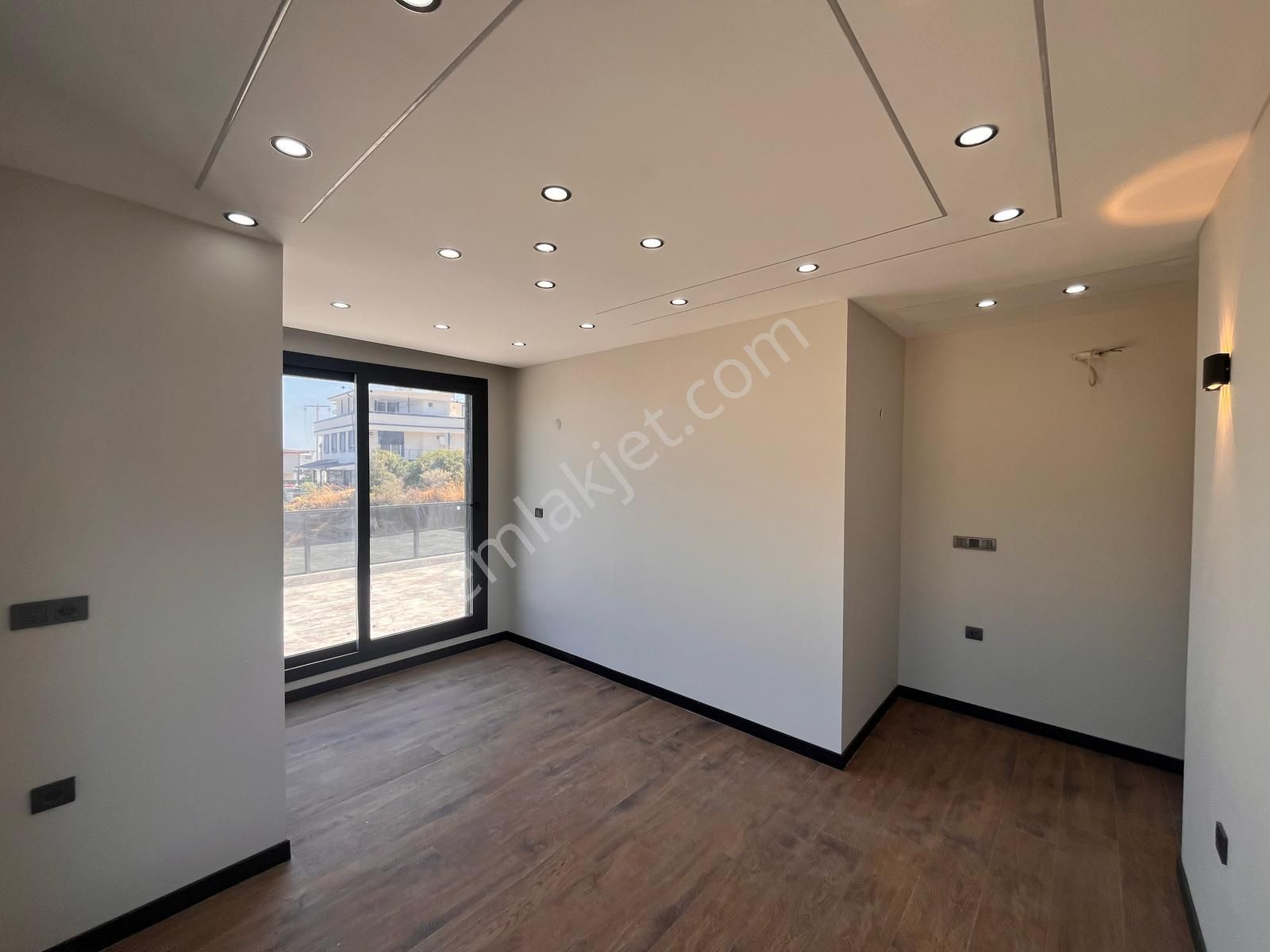 Seferihisar Atatürk Mah Tek Müstakil Deniz Manzaralı 4+1 Yazlık - Görsel 18