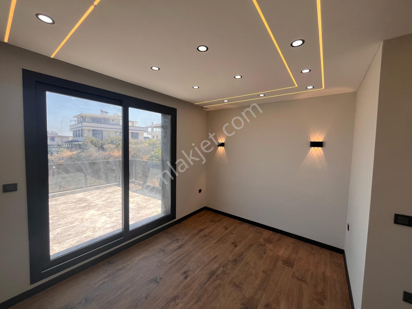 Seferihisar Atatürk Mah Tek Müstakil Deniz Manzaralı 4+1 Yazlık - Görsel 14