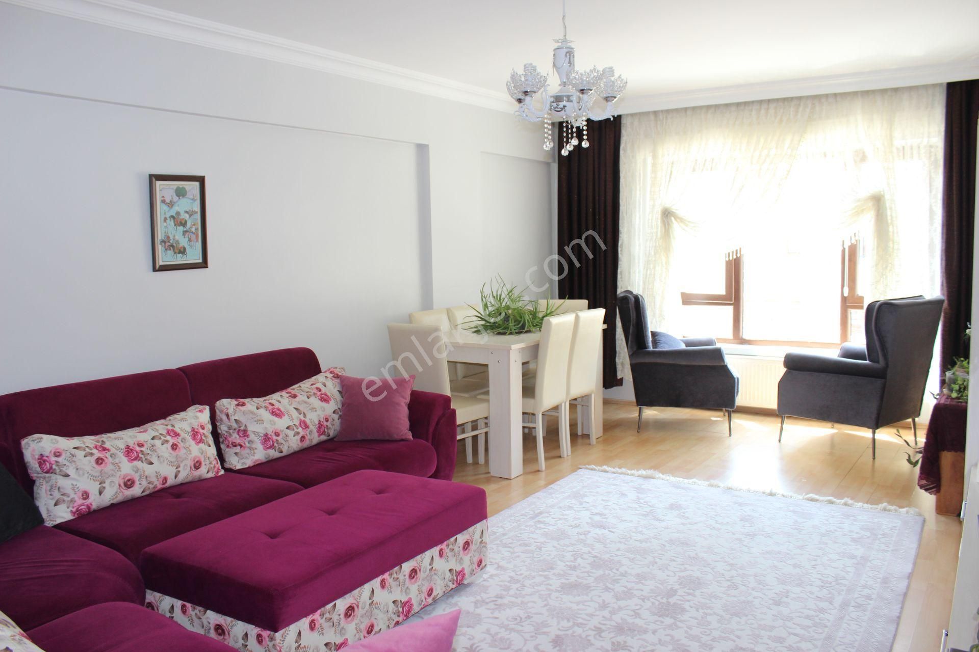Manzaralı, Cadde Üzeri, Full Yapılı Masrafsız 3+1 Daire