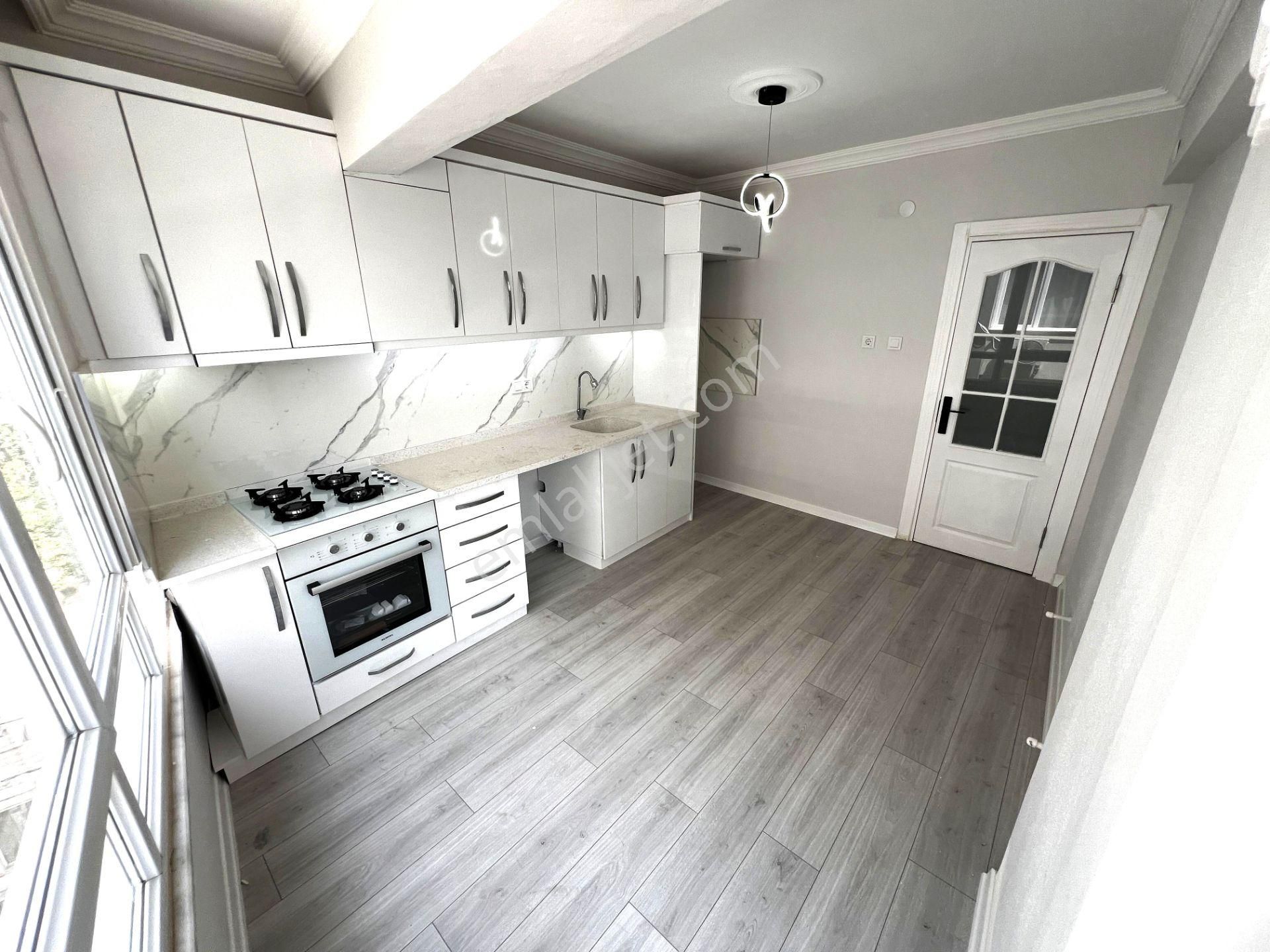Yiğit'ten Akçayda 2+1 Geniş Balkon Ayrı Mutfak Doğalgazlı Daire