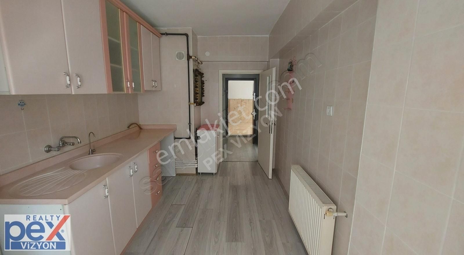 Sakızağacı Caddesi Üzerinde 3+1 Kiralık Daire