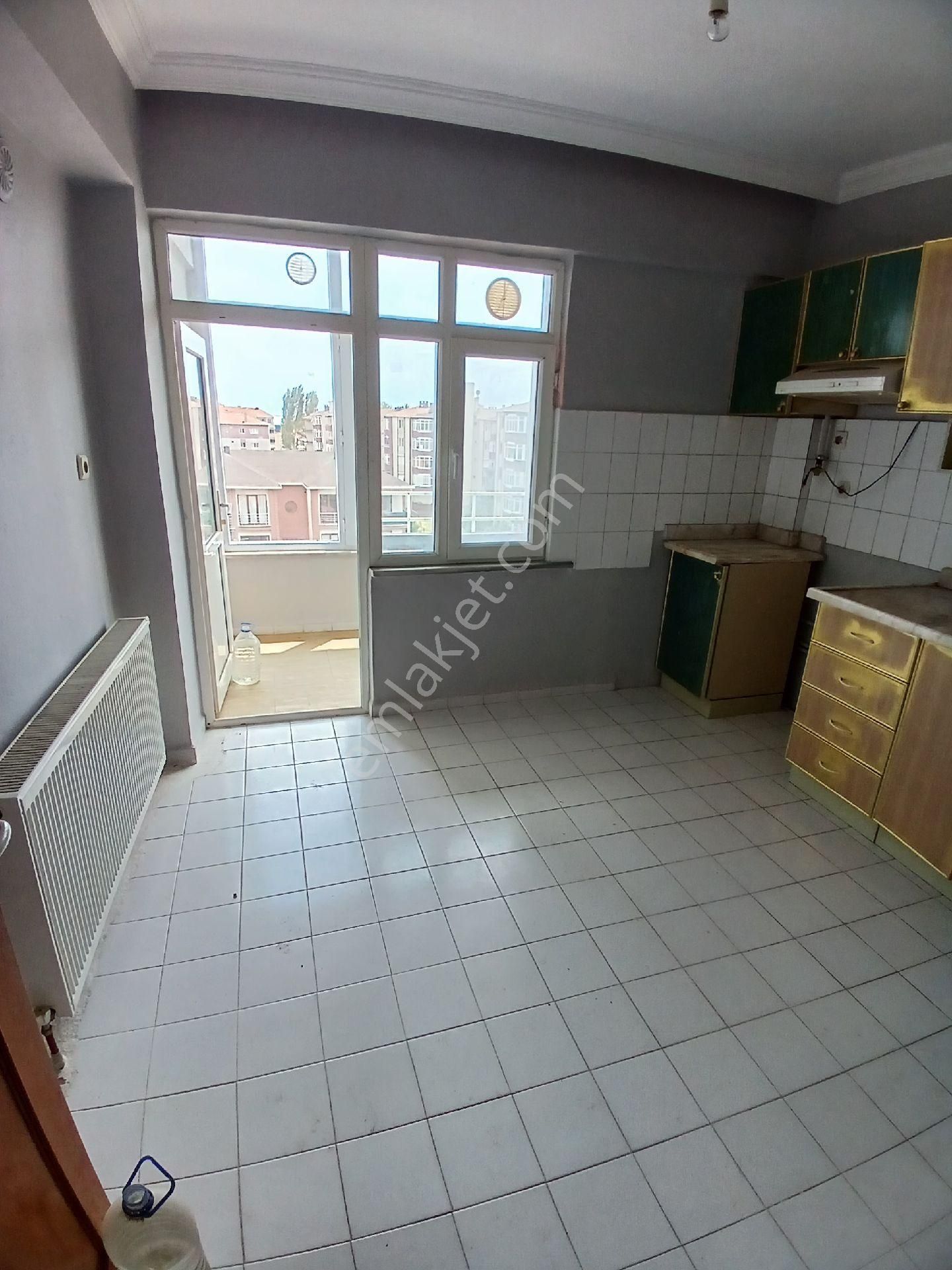 Tekirdağ Altınova Da Kiralık Geniş 2+1 Daire - Görsel 11