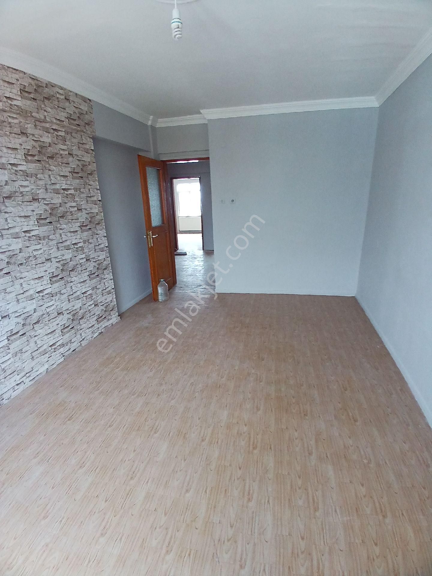 Tekirdağ Altınova Da Kiralık Geniş 2+1 Daire - Görsel 5