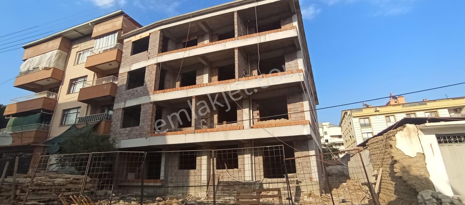 Bergamada Lüks Konfor:asansörlü, Yerden Isıtmalı 3+1 Şık Daire