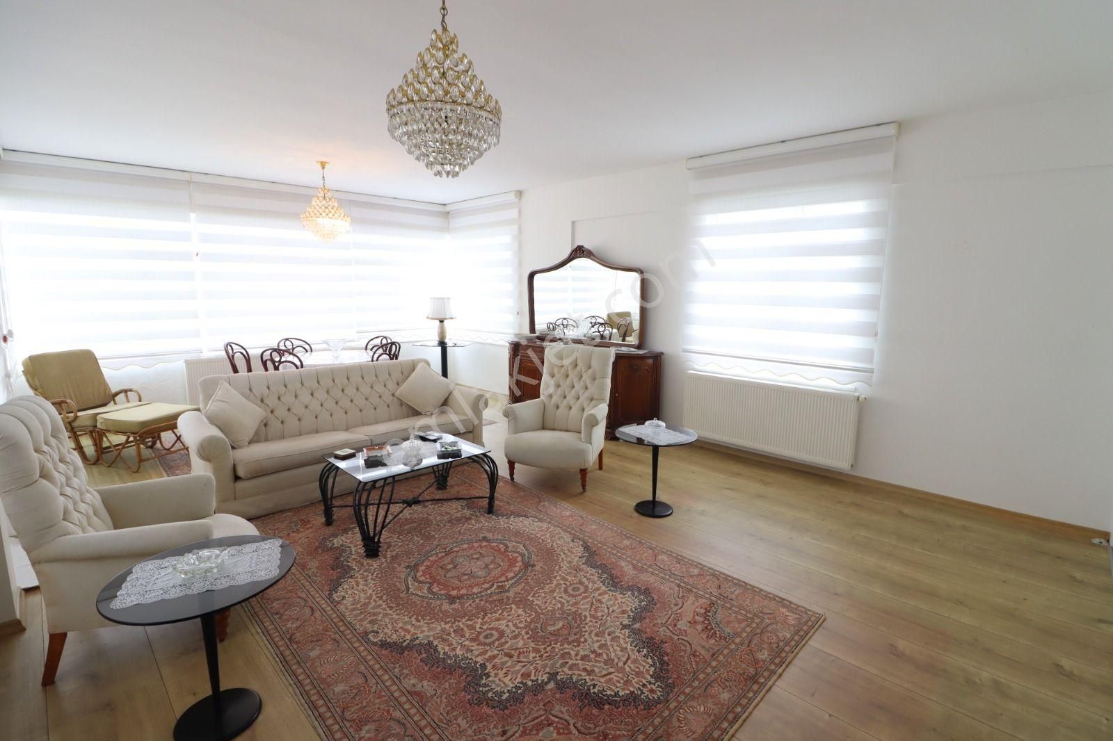 Liman Mahallesinde Deniz Manzaralı Site İçinde 3+1 Kiralık Daire