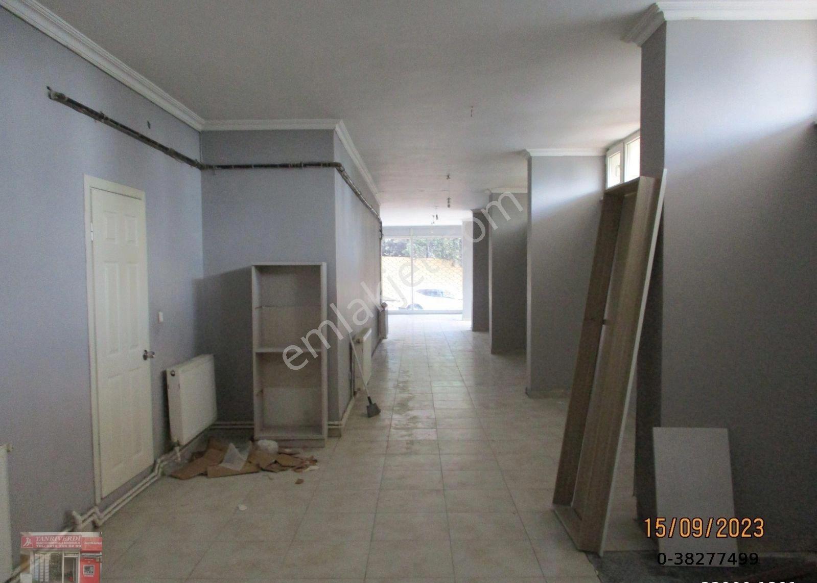 Yakacık Cumhuriyet Mahallesinde Kiralık Dükkan - Görsel 9