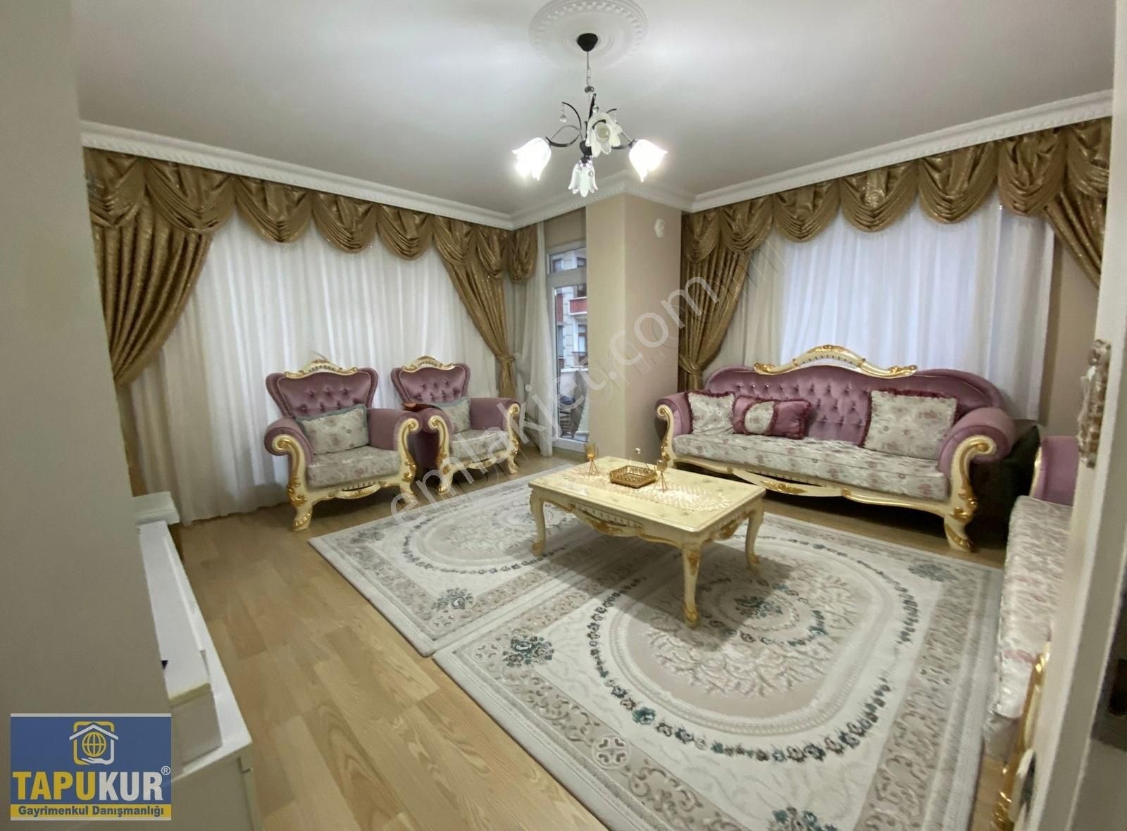 Yenibosna İtfaiye,cem Evi Yanı Satılık 3+1 140m2 Daire Tek Üzeri