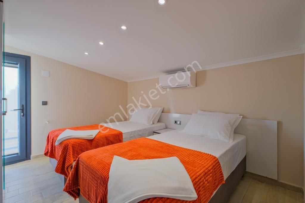 Goldhouse Dan Satılık Plaja Yürüme Mesafesinde Müstakil 4+1 Villa - Görsel 23