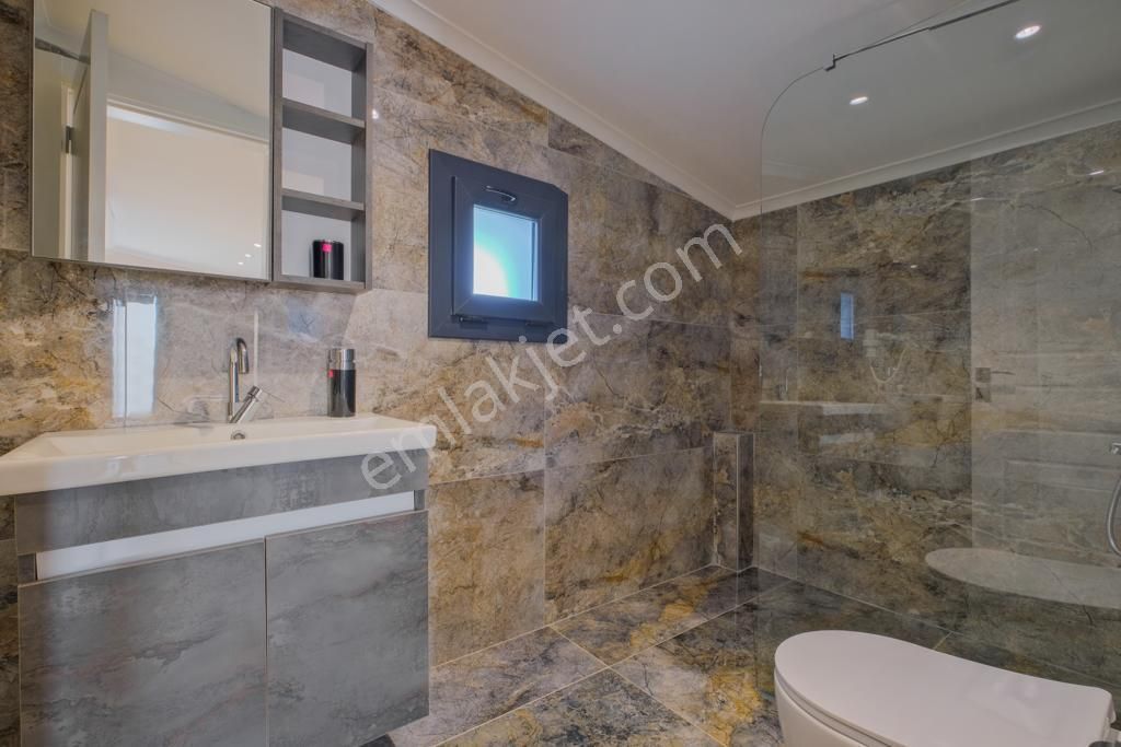 Goldhouse Dan Satılık Plaja Yürüme Mesafesinde Müstakil 4+1 Villa - Görsel 25