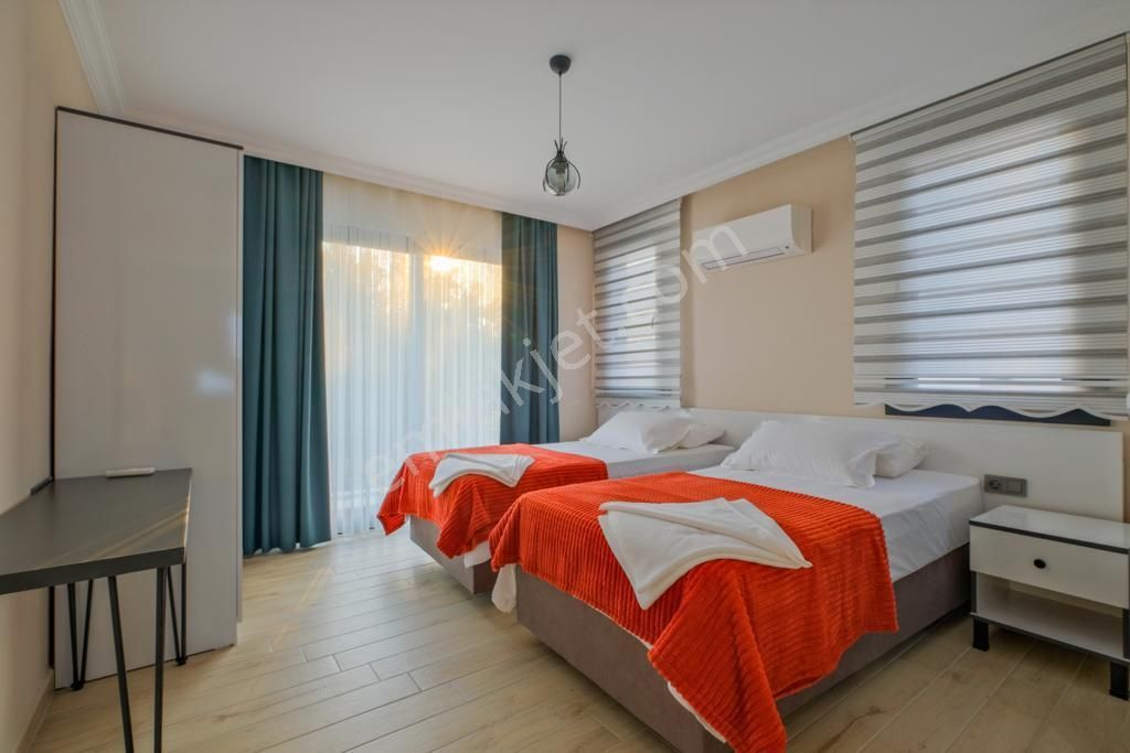 Goldhouse Dan Satılık Plaja Yürüme Mesafesinde Müstakil 4+1 Villa - Görsel 16