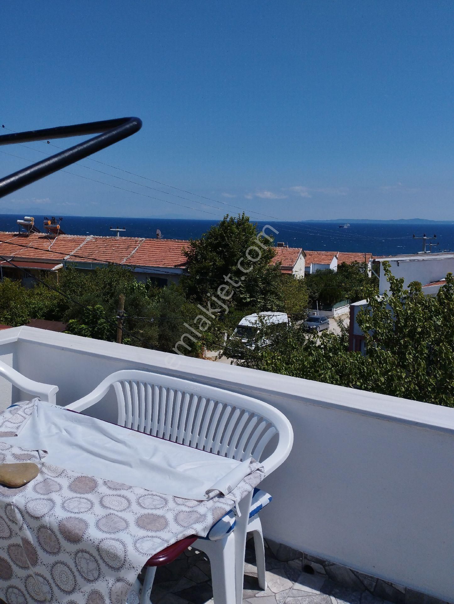 Şarköyün Mahallesinde Yazlık Sitede Satılık Dubleks Daire