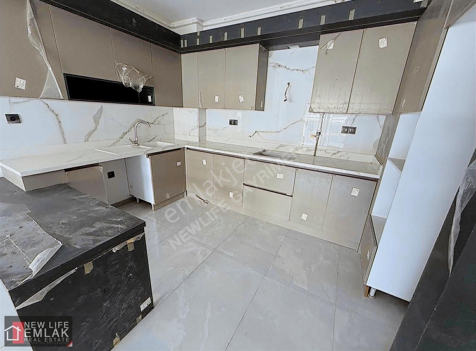 Kuşadasında Elit Sitede Uygun Fiyatlı Satılık Lüxs Daire - Görsel 17