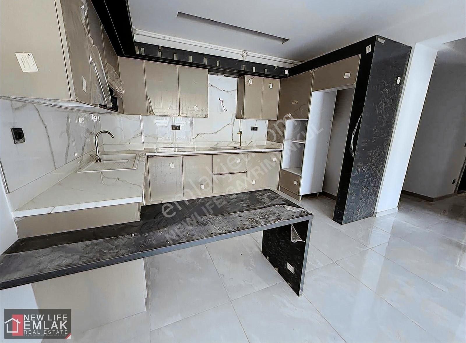 Kuşadasında Elit Sitede Uygun Fiyatlı Satılık Lüxs Daire - Görsel 14