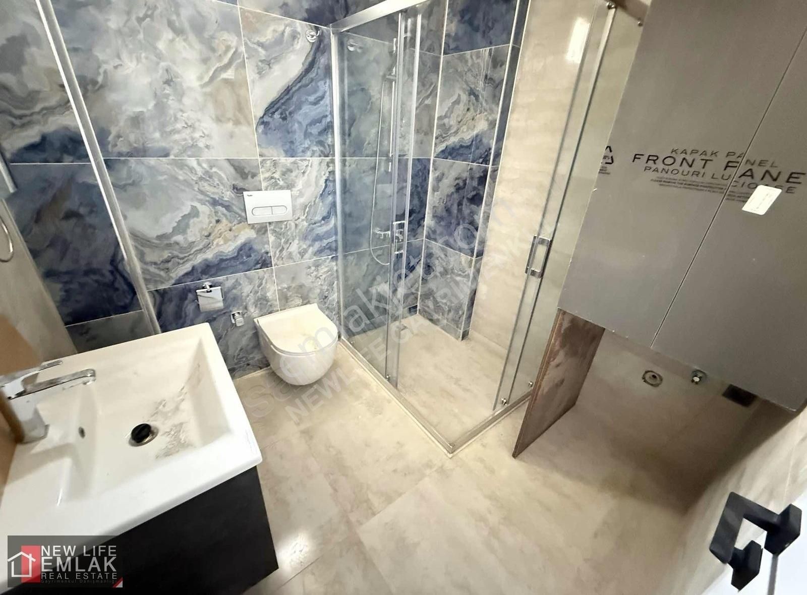 Kuşadası Merkezde Acil Satılık Havuzlu Sitede Daire - Görsel 18