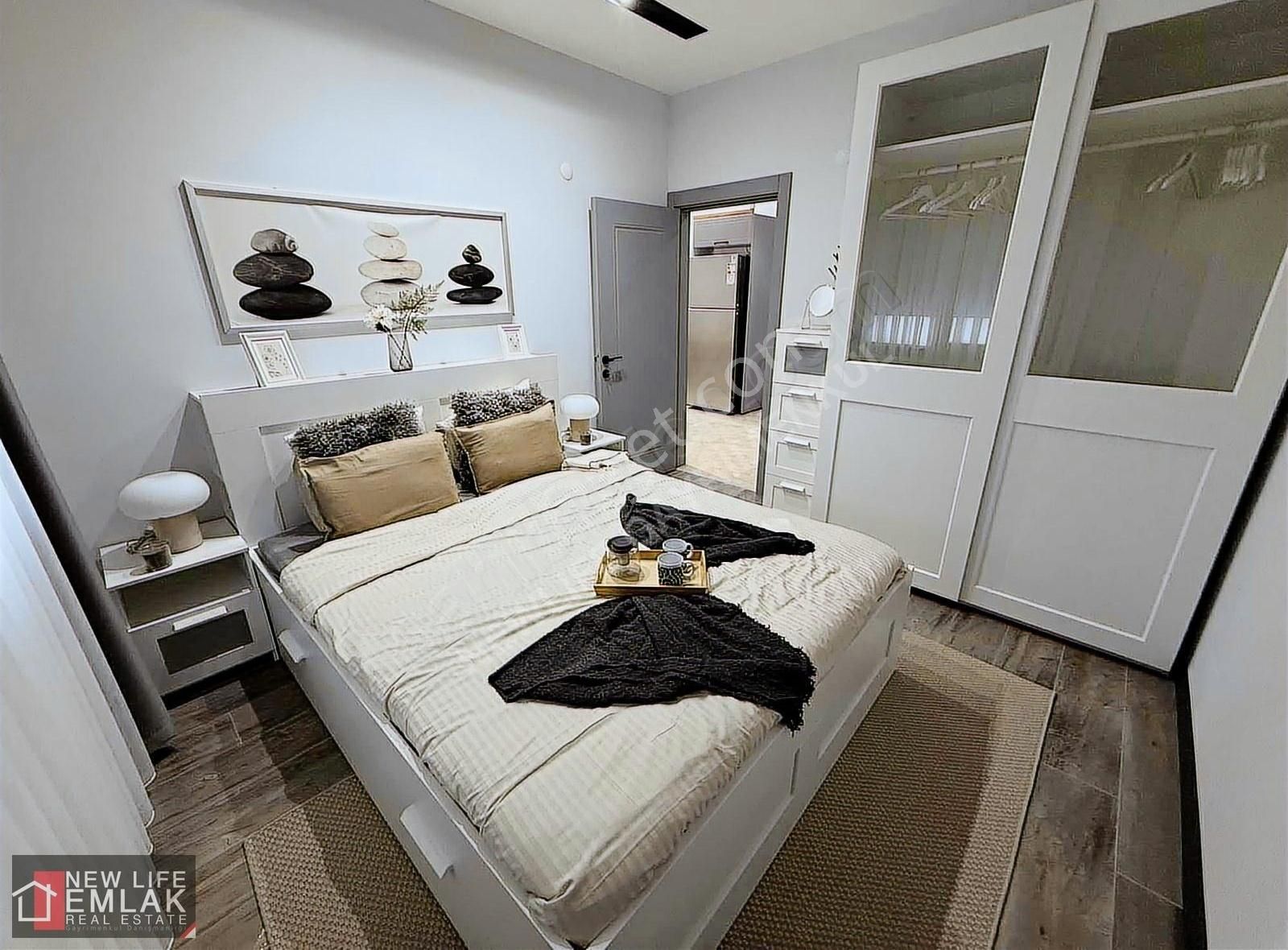 Kuşadası Merkezde Havuzlu Sitede Satılık Daire - Görsel 7