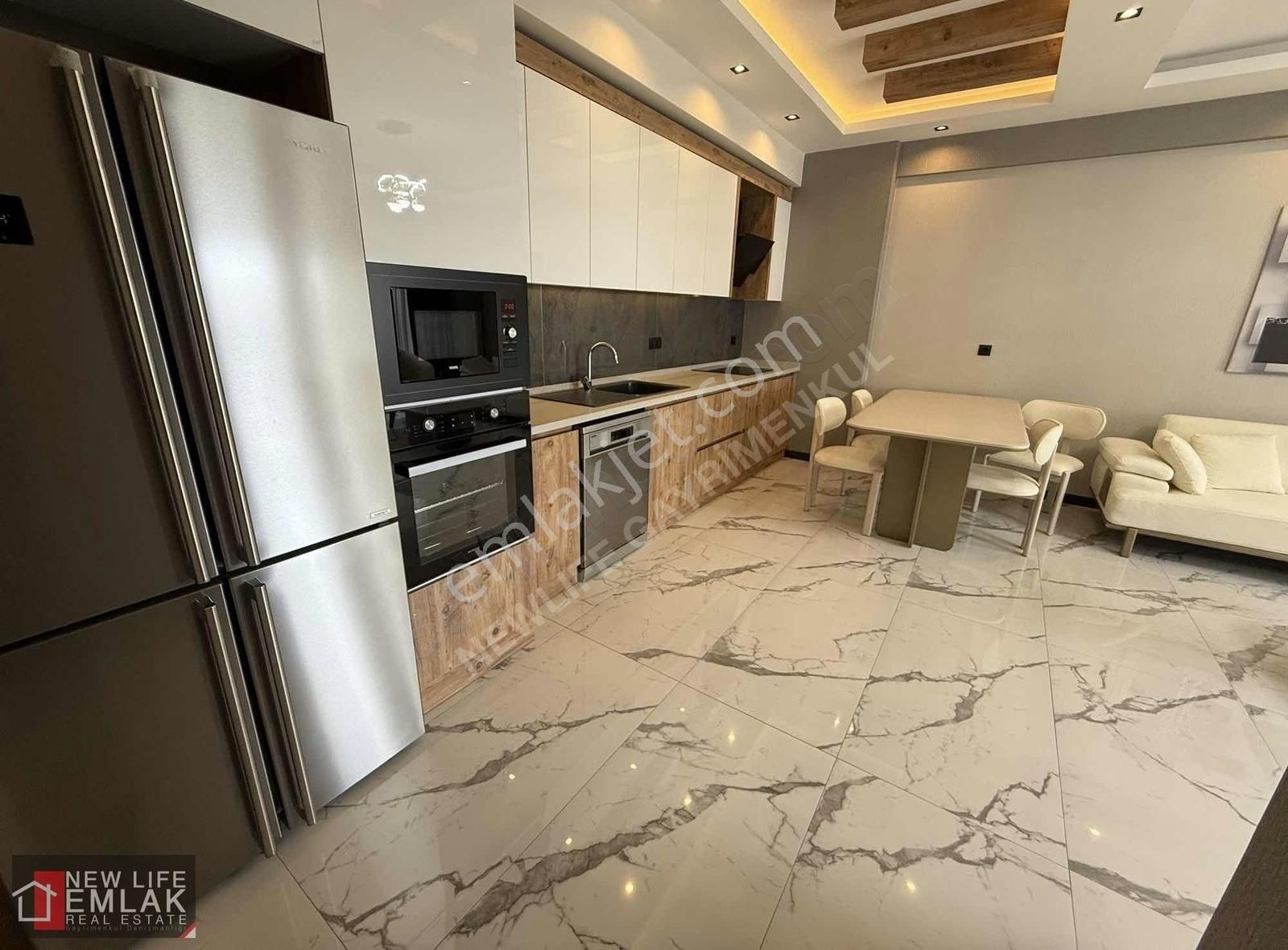 Kuşadası Merkezde Havuzlu Sitede Kapalı Otoparklı Satılık Daire - Görsel 12