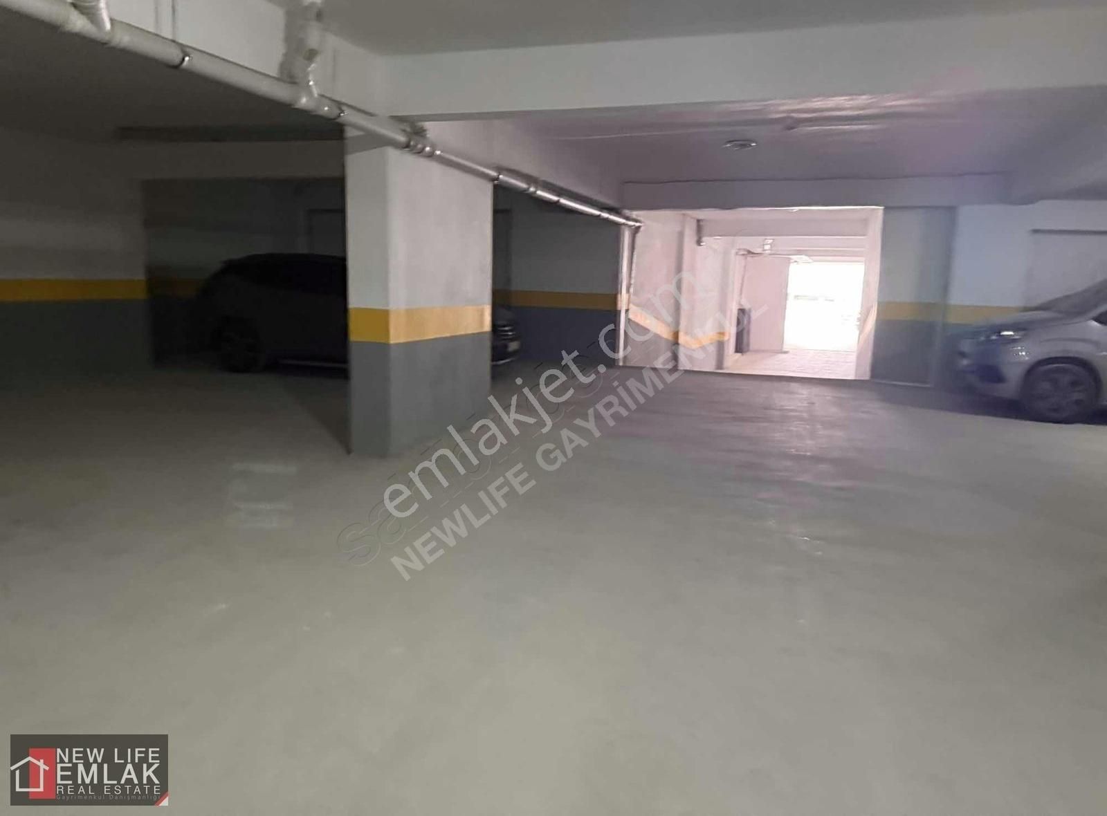 Kuşadası Merkezde Havuzlu Sitede Kapalı Otoparklı Satılık Daire - Görsel 21