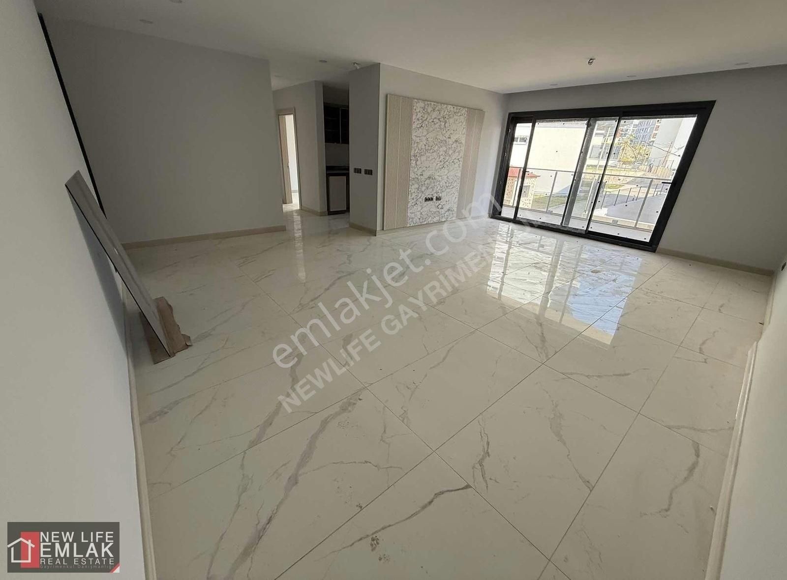 Kuşadası Garaj Arkasında Satılık 3+1 Sıfır Daire - Görsel 36