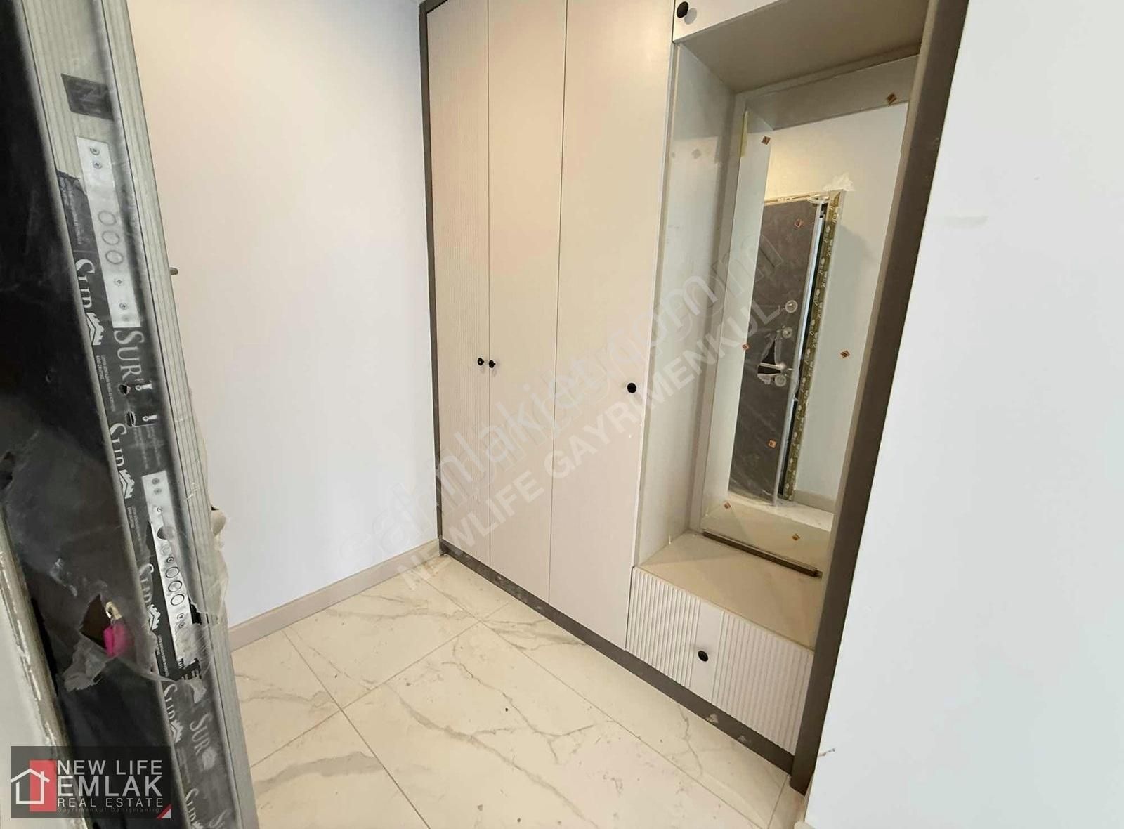 Kuşadası Garaj Arkasında Satılık 3+1 Sıfır Daire - Görsel 26