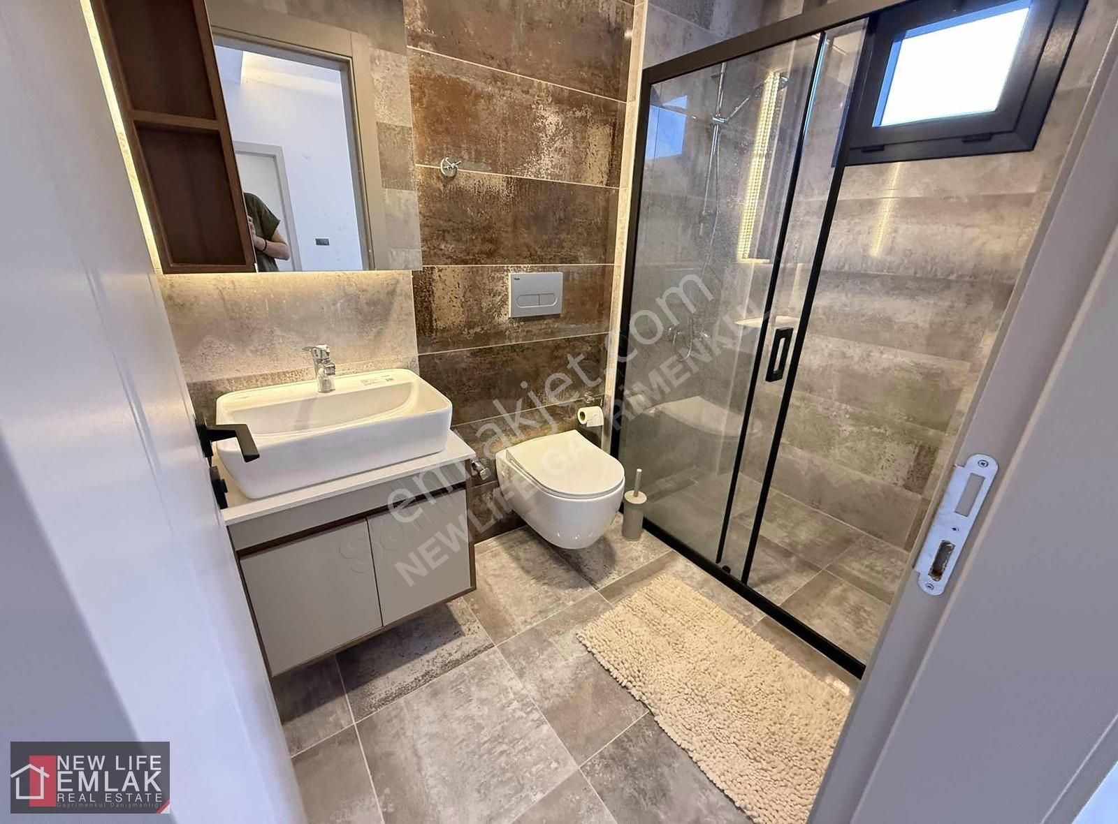 Kuşadası Garaj Arkasında Satılık 3+1 Sıfır Daire - Görsel 4