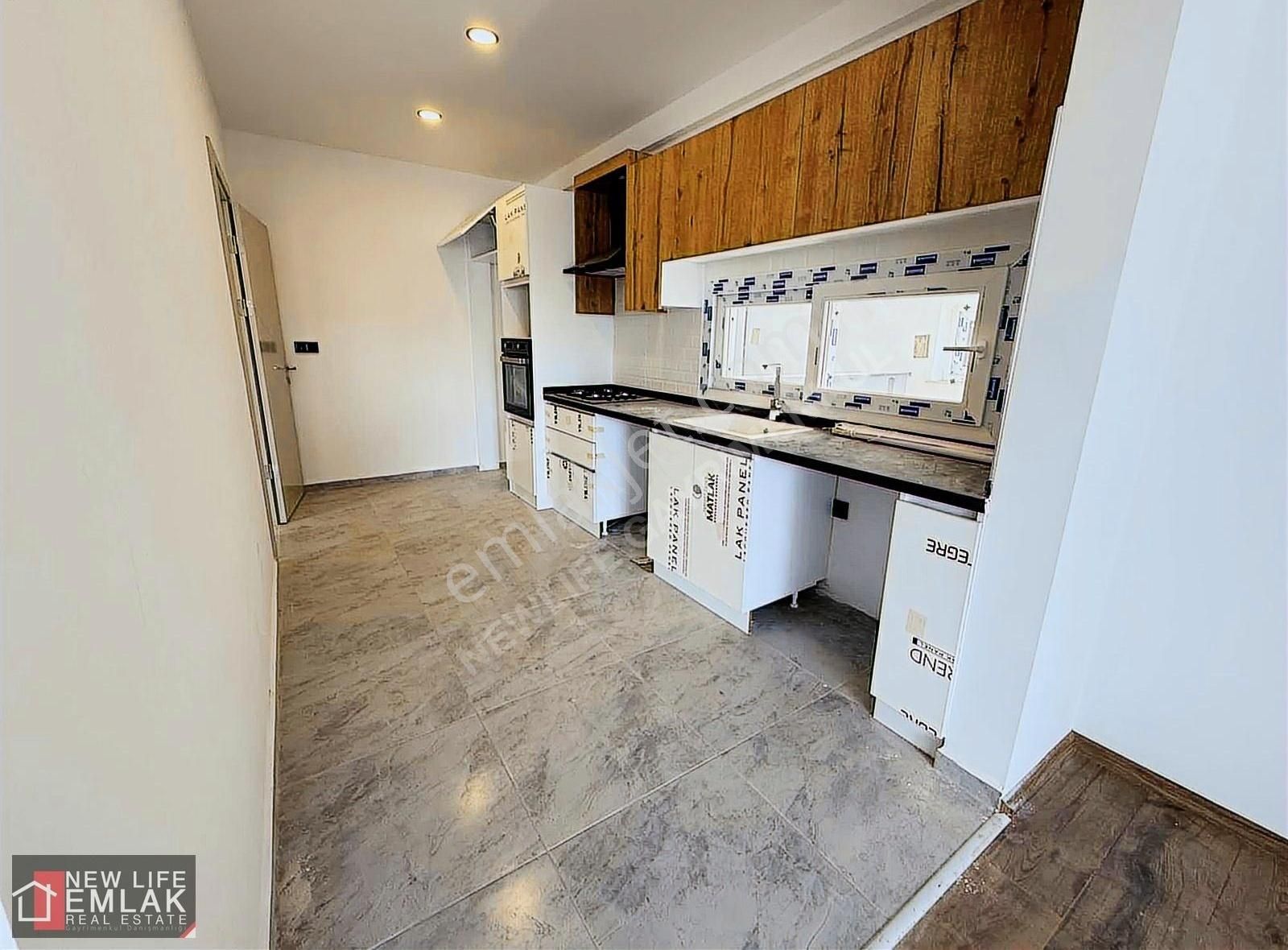 Kuşadası Garaj Arkası Satılık 3+1 Sıfır Bina - Görsel 24