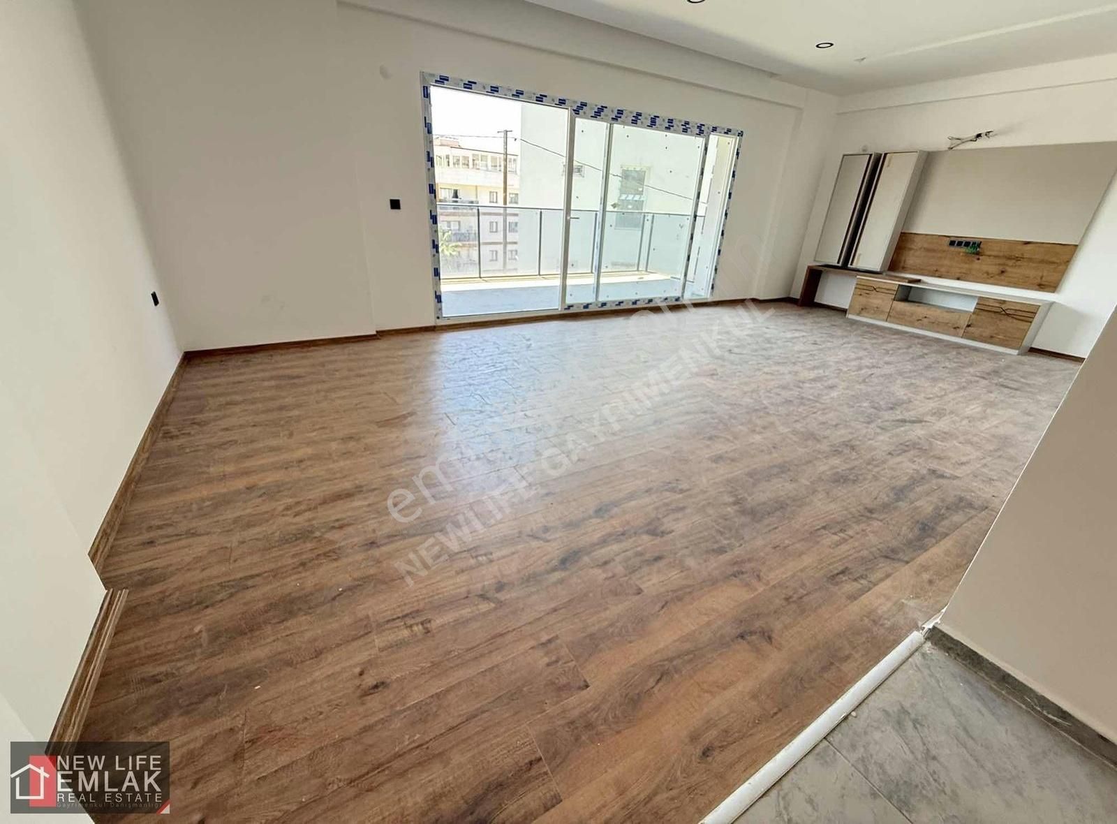 Kuşadası Garaj Arkası Satılık 3+1 Sıfır Bina - Görsel 17