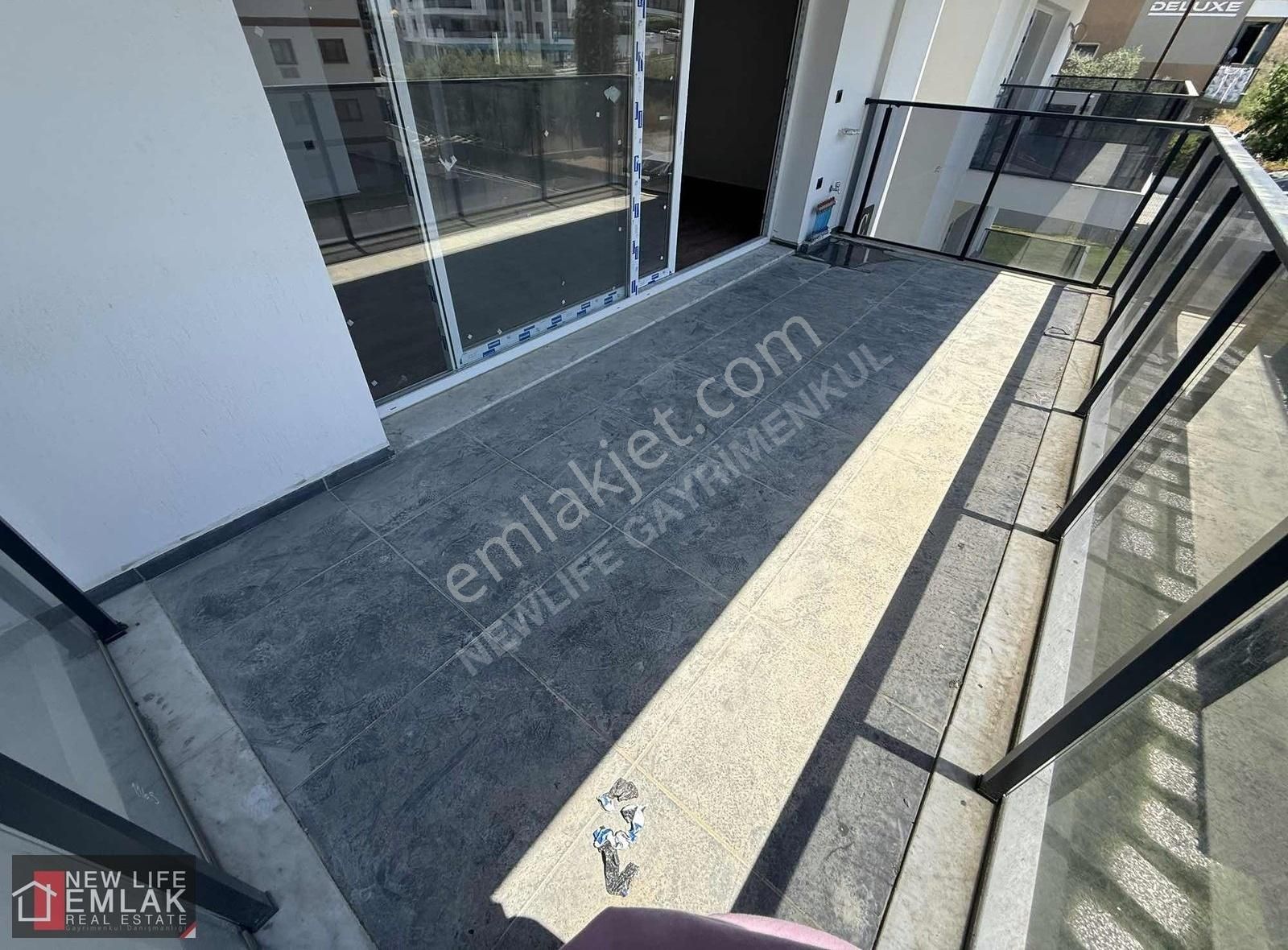 Kuşadası Garaj Arkası Satılık 3+1 Sıfır Bina - Görsel 25