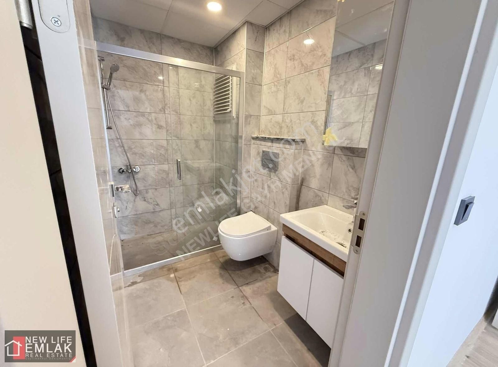 Kuşadası Garaj Arkası Satılık 3+1 Sıfır Bina - Görsel 5