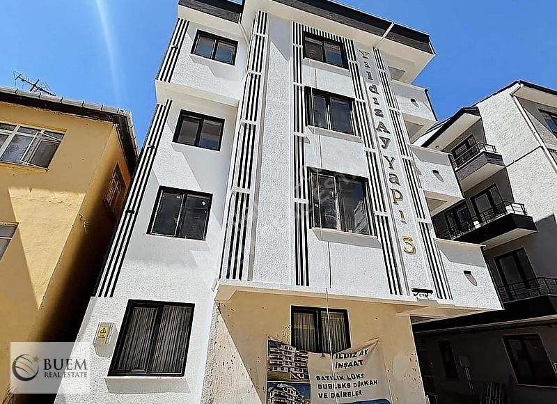 Çiftlikköy Çiftlik Mah. Satılık 2+1 Ön Cephe Ara Kat Daire