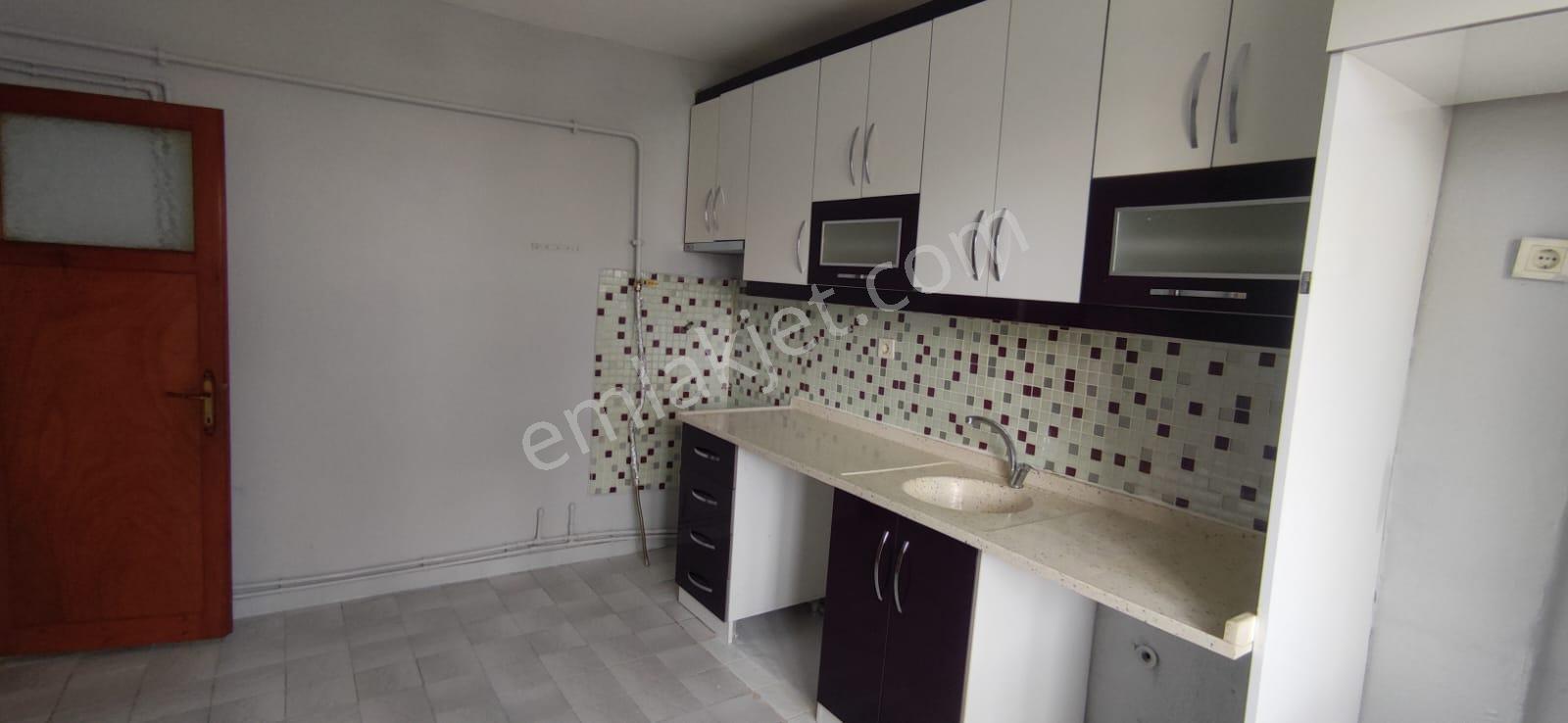 Elfi Den Yıldız Mahallesi Kiralık 2+1 Daire - Görsel 8