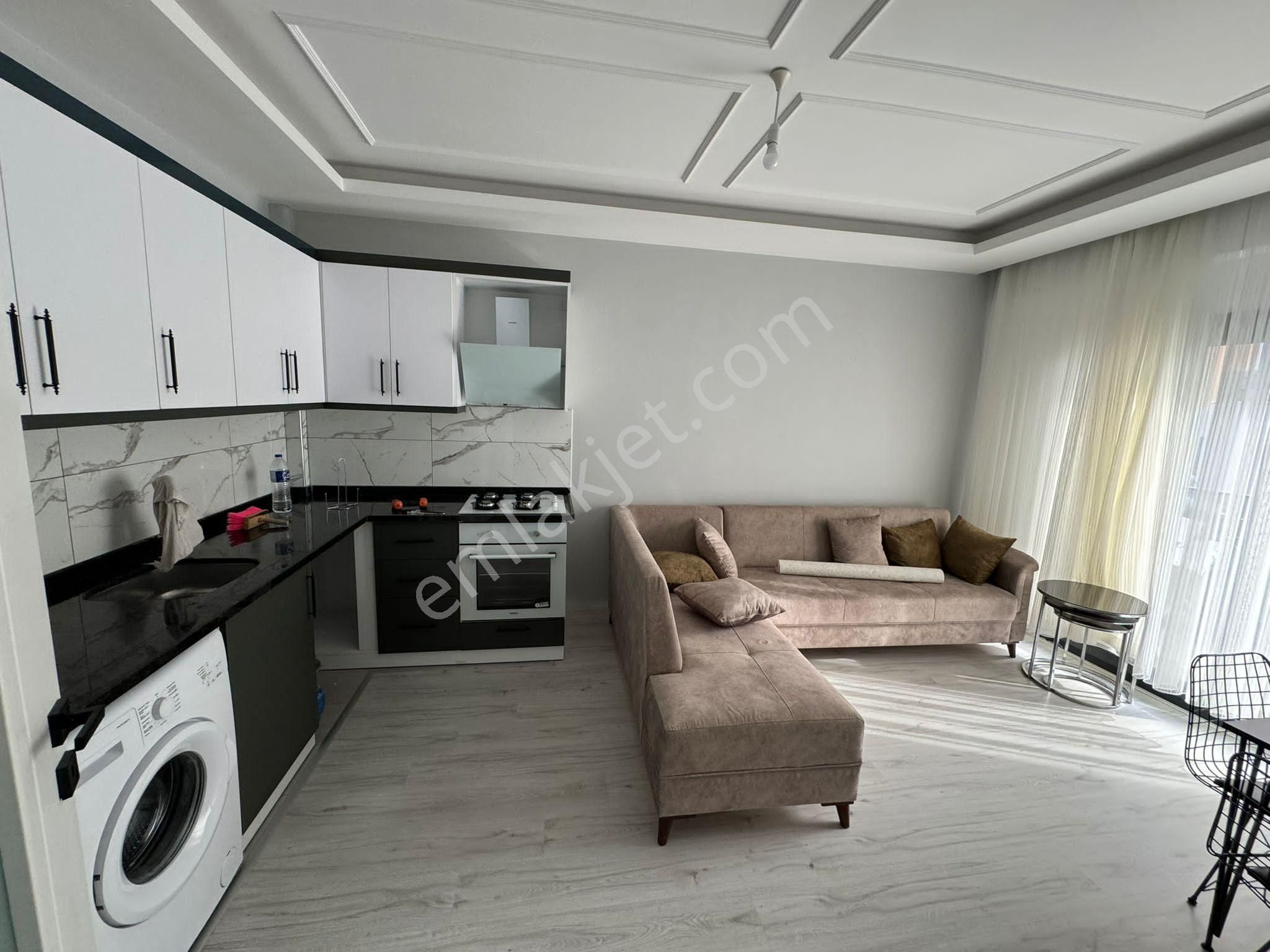 Bm"den Mezitli Kuyuluk Civ.havuzlu Sitede 1+1 Full Eşyalı Daire