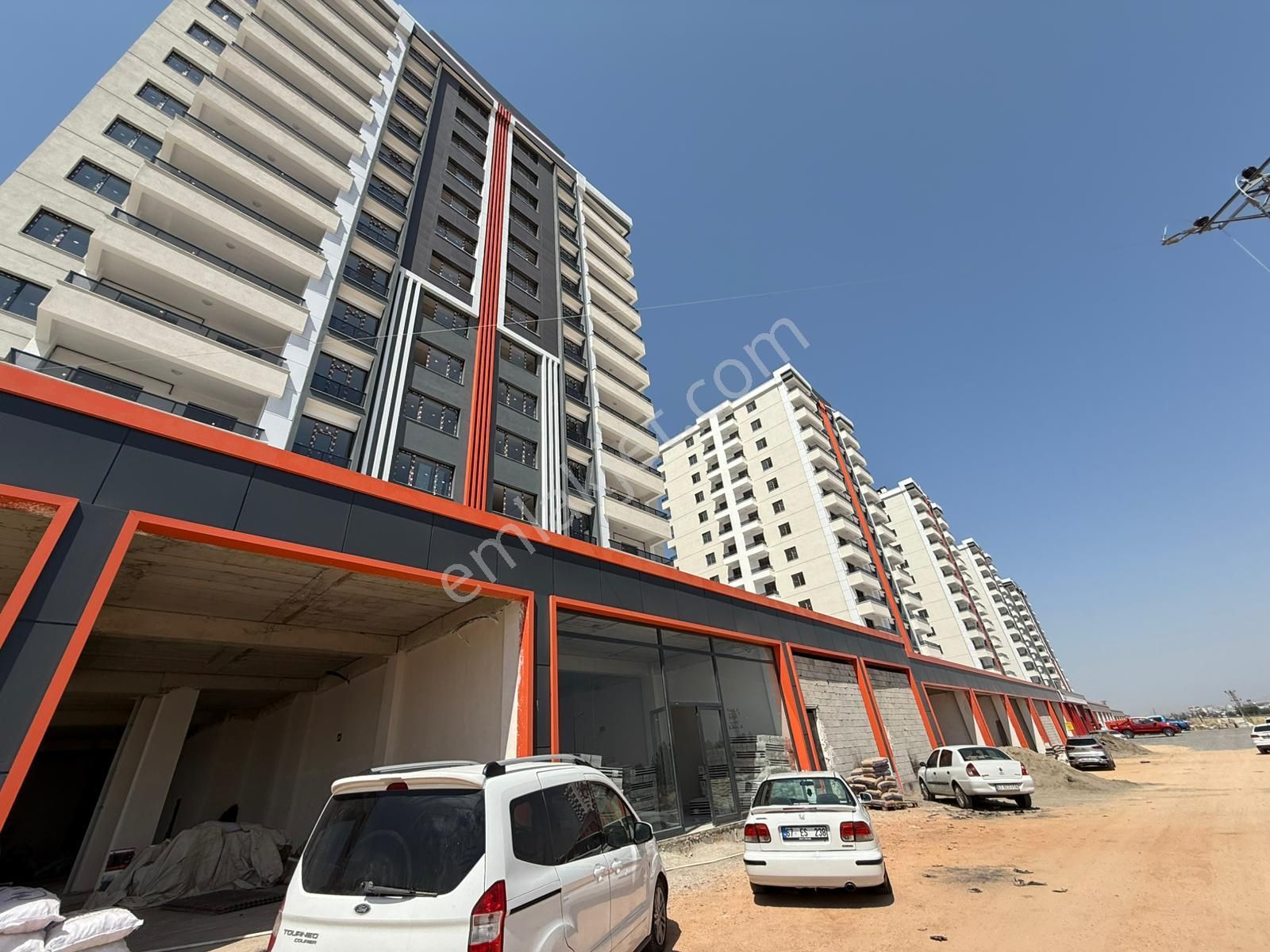 Makrolife Gayrimenkul Den Altın Dag Karşısı Satılık 3.5+1 Daire