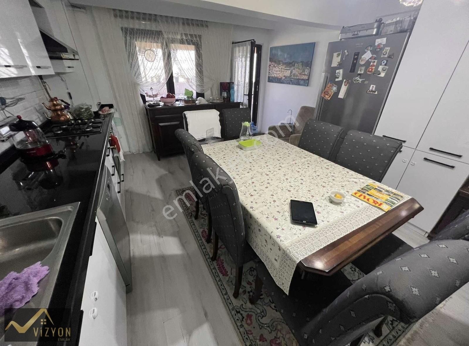 Vizyon Emlak'tan Site İçerisinde Bahçe Kullanımlı Denize Sıfır - Görsel 35