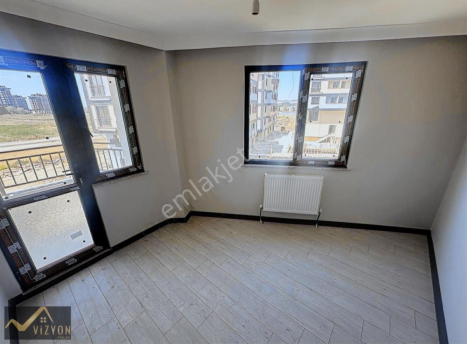 Vizyon Emlaktan Satılık 2+1 85 M2 Butik Site İçi Asansörlü