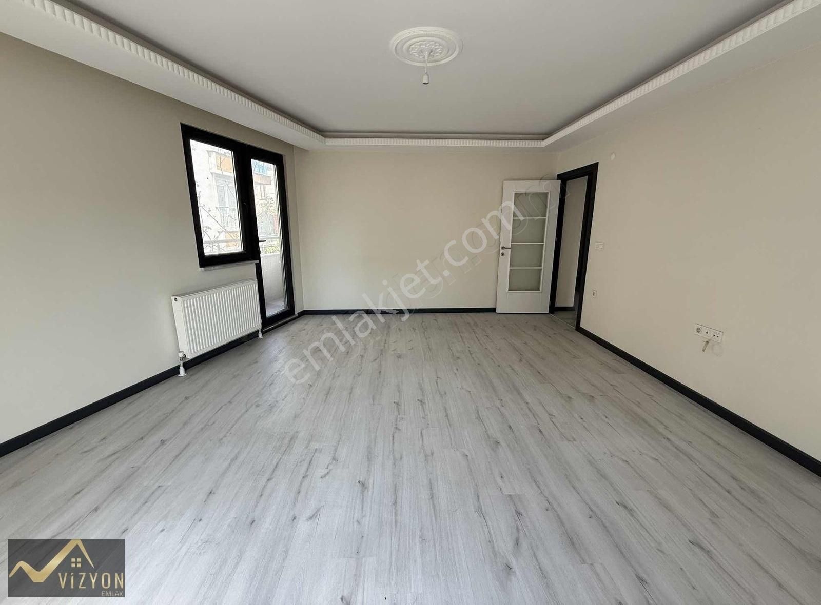 Vizyon Emlak'tan Marmaray Fsm Caddesine Yakın 2+1 Ara Kat